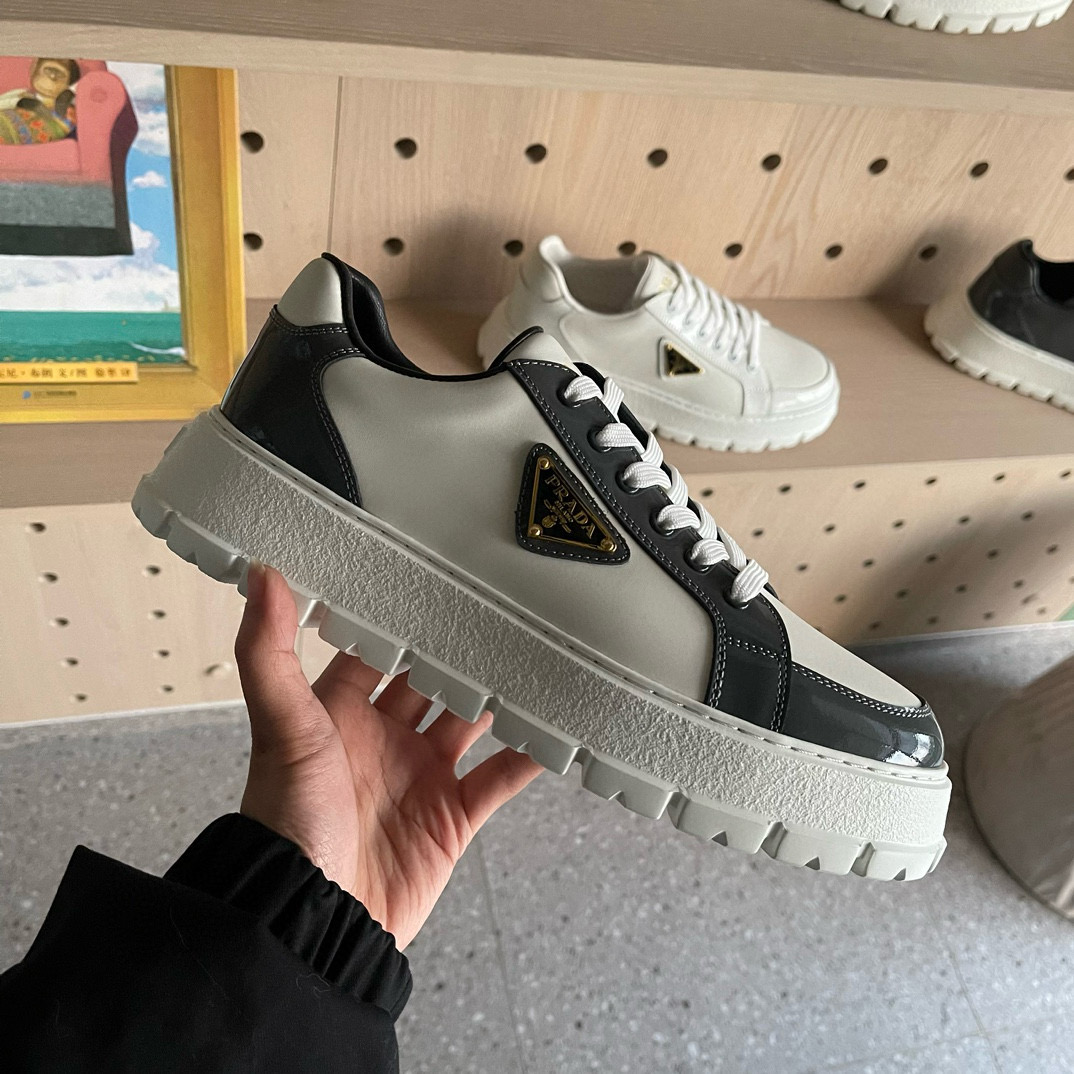 [PRADA] 프라다 스니커즈 남성용