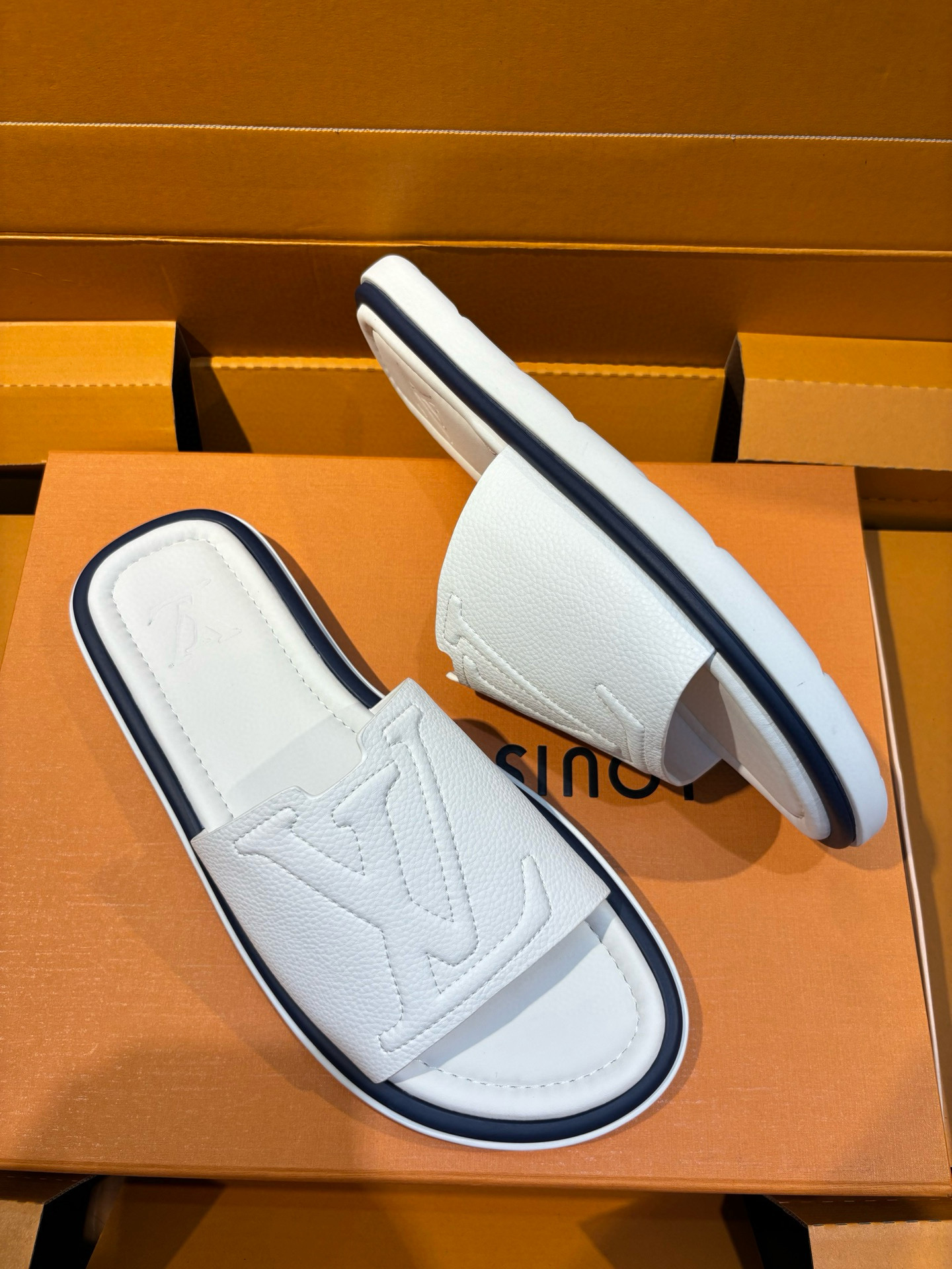 [LOUIS VUITTON] 루이비통 포르토피노 뮬 슬리퍼 남성용