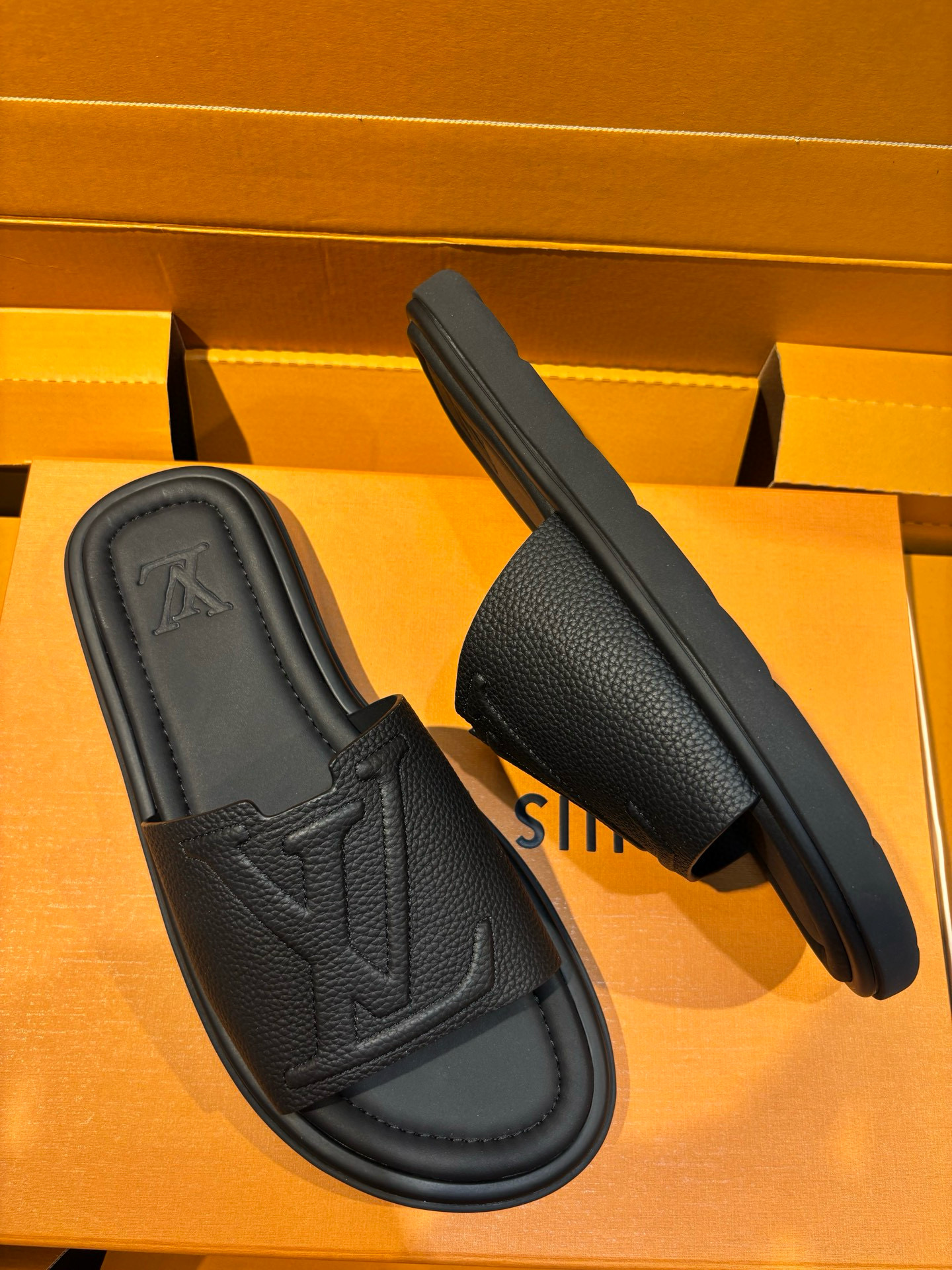 [LOUIS VUITTON] 루이비통 포르토피노 뮬 슬리퍼 남성용