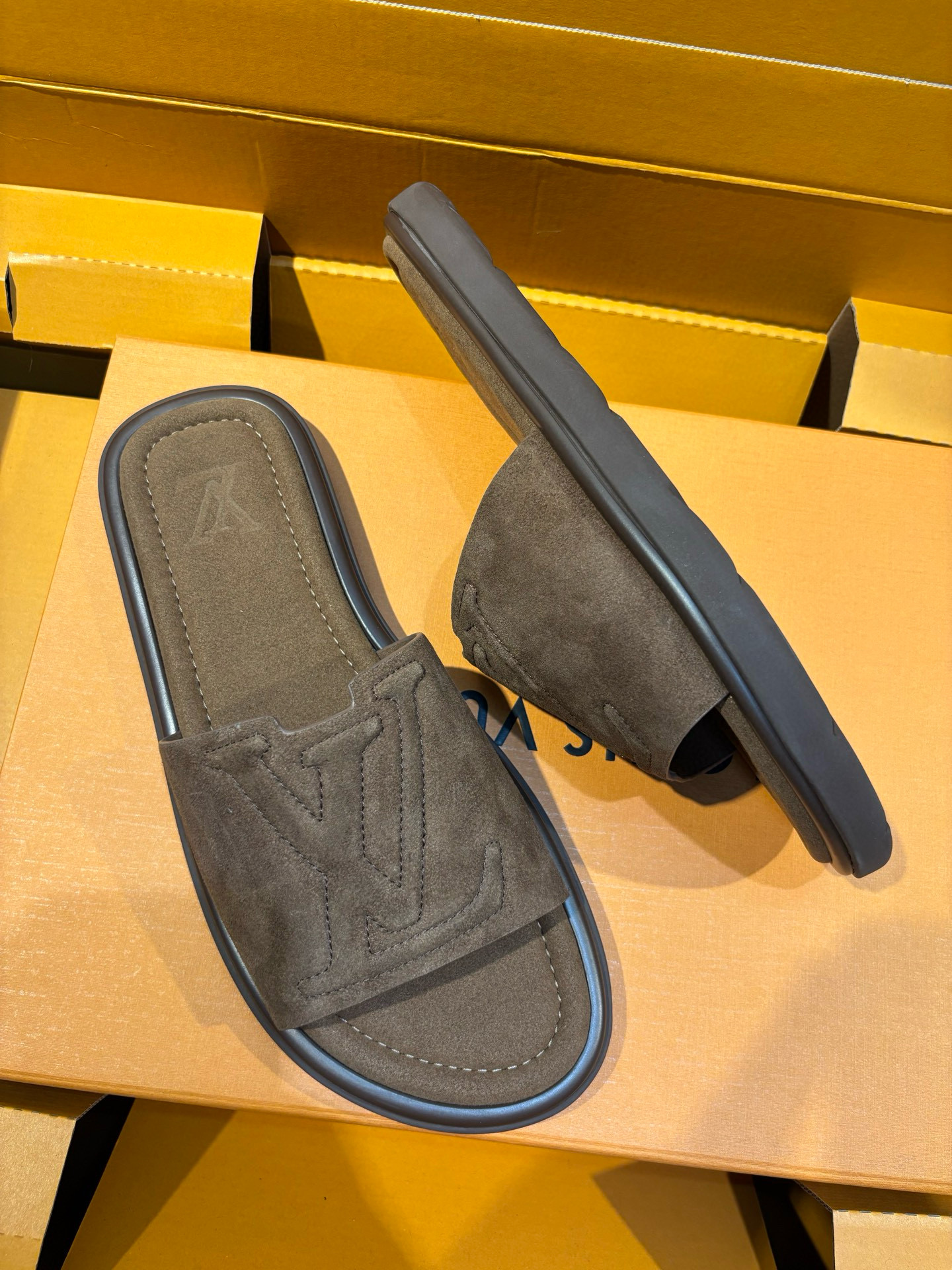 [LOUIS VUITTON] 루이비통 포르토피노 뮬 슬리퍼 남성용