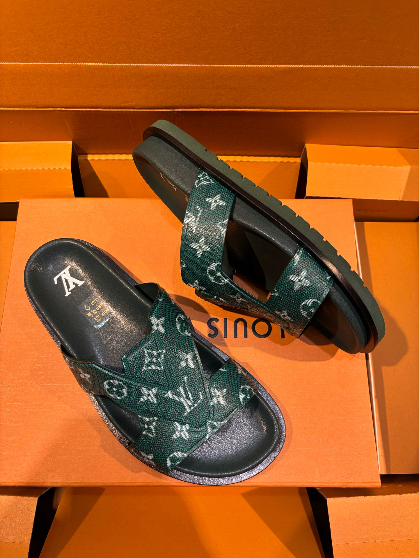 [LOUIS VUITTON] 루이비통 포르토피노 뮬 슬리퍼 남성용