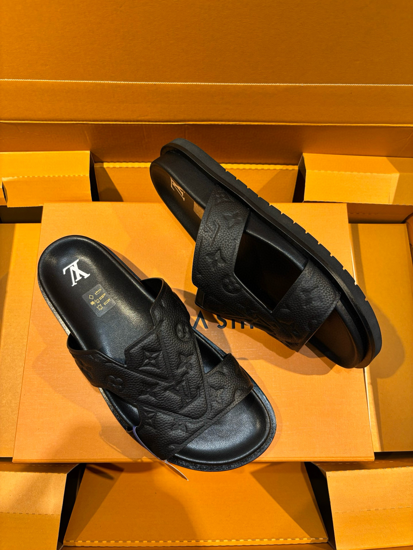 [LOUIS VUITTON] 루이비통 포르토피노 뮬 슬리퍼 남성용