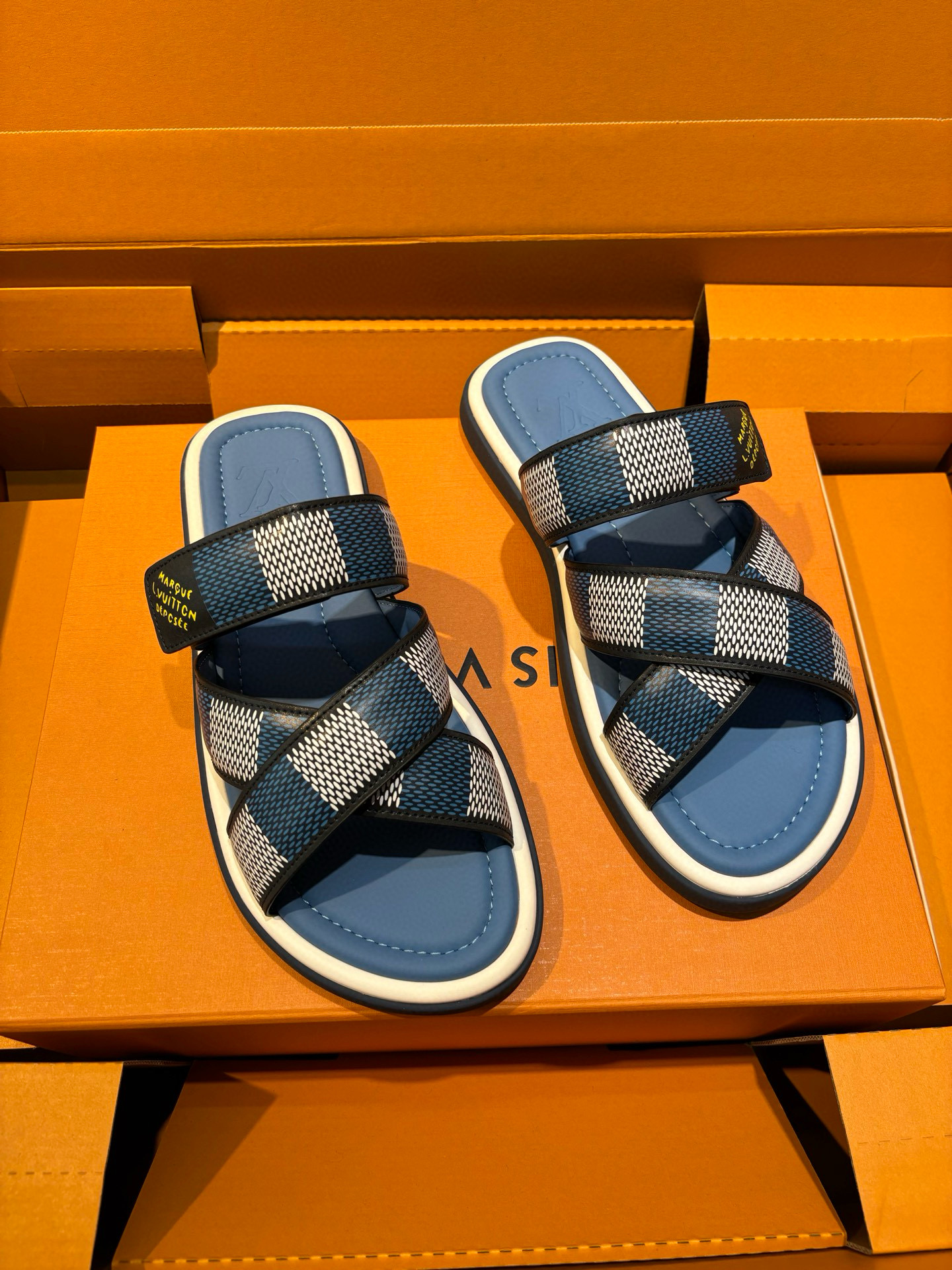 [LOUIS VUITTON] 루이비통 베니스 뮬 슬리퍼 남성용