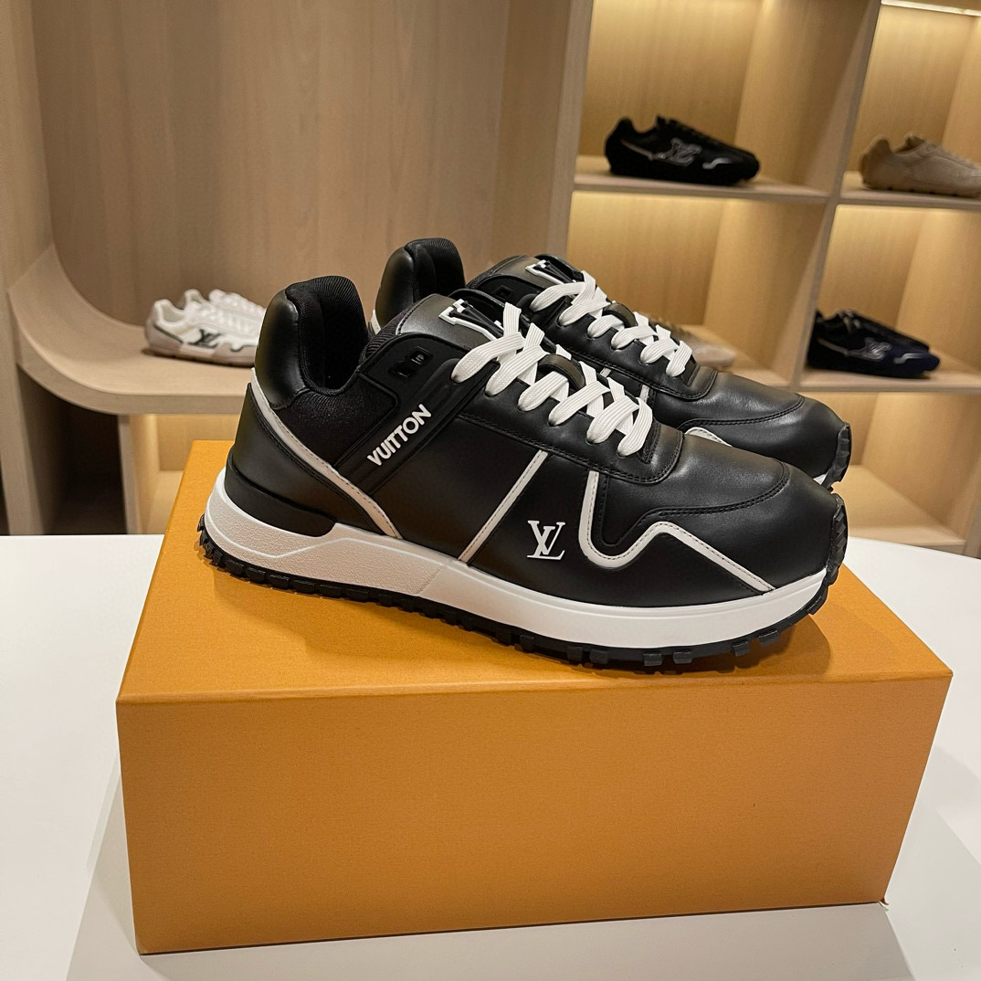 [LOUIS VUITTON] 루이비통 런어웨이 맥시 스니커즈 남성용