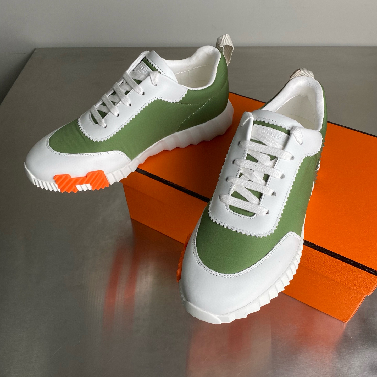 [HERMES] 에르메스 바운싱 스니커즈 남녀공용