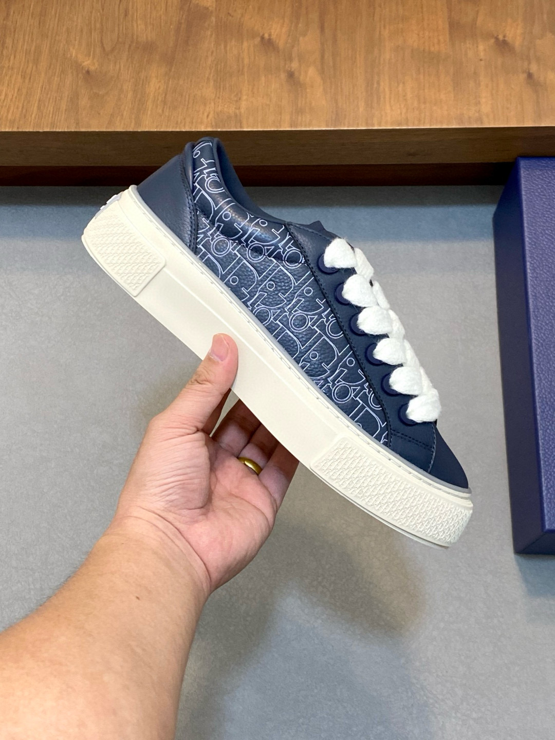 [DIOR] 디올 x 데님 티어스 B33 스니커즈 남성용