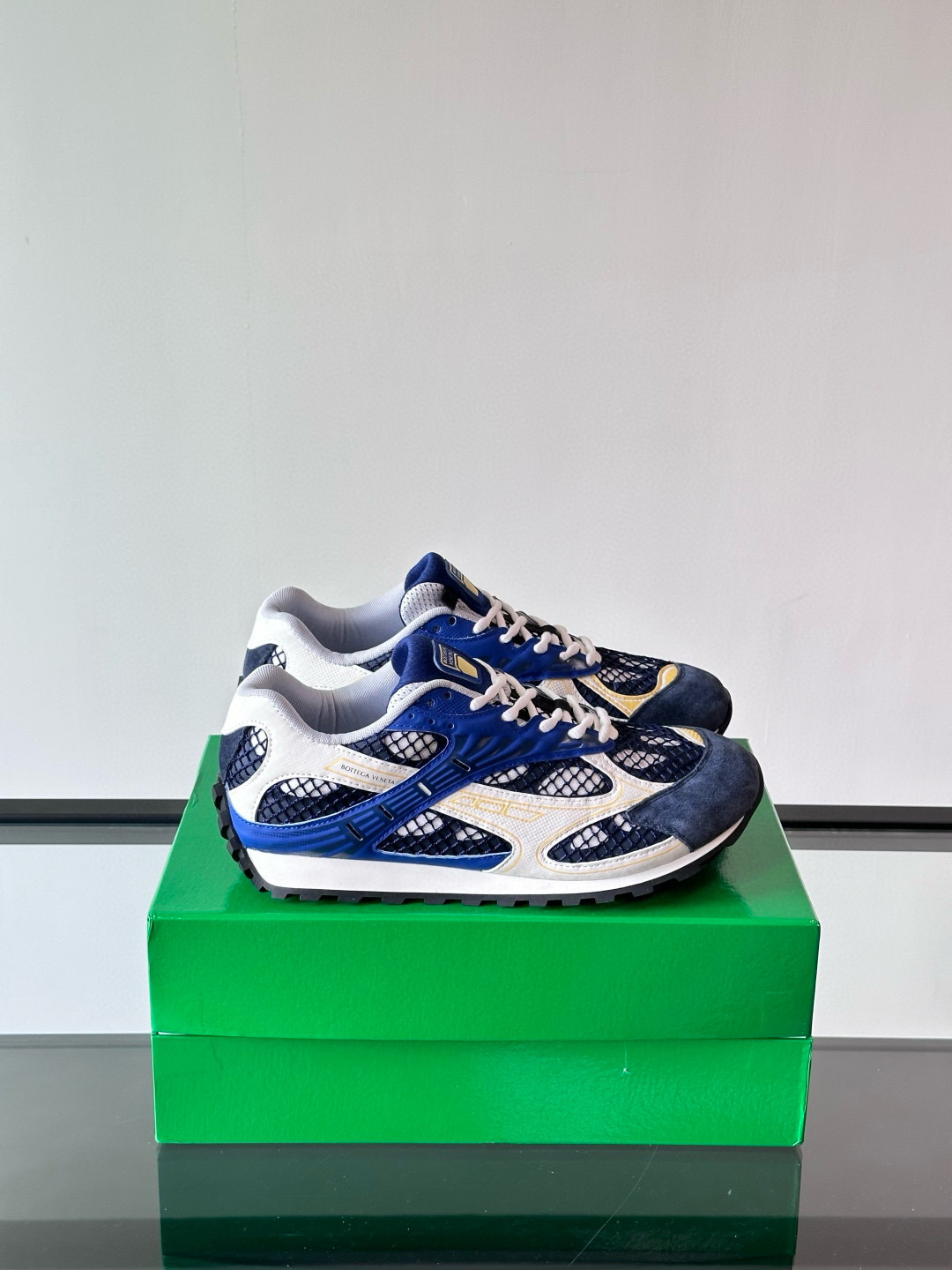 [Bottega Veneta] 보테가베네타 오르빗 스웨이드 스니커즈 남녀공용