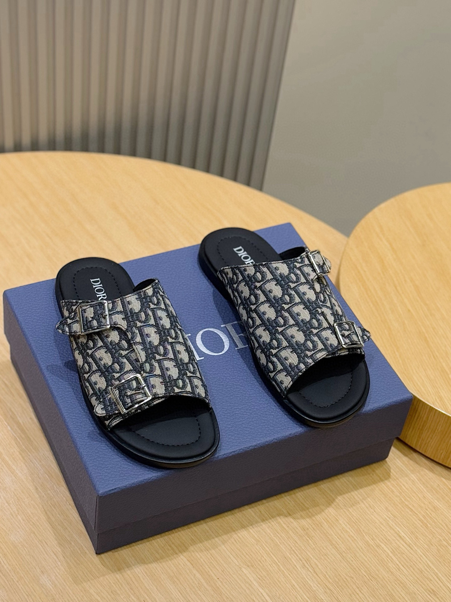 [DIOR] 디올 아쿠아 샌들 슬리퍼 남성용