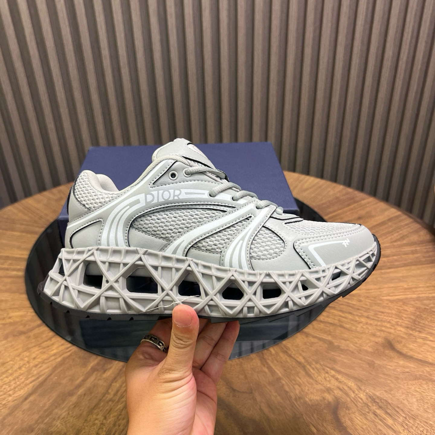 [DIOR] 디올 B35 NXT 스니커즈 남성용