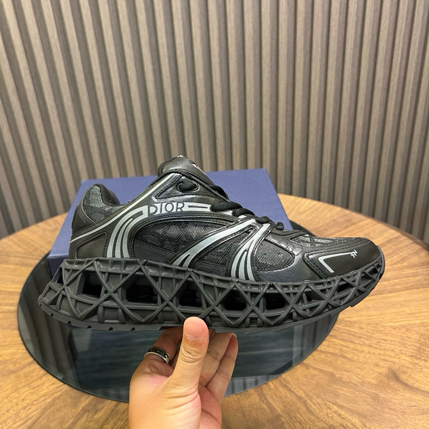 [DIOR] 디올 B35 NXT 스니커즈 남성용