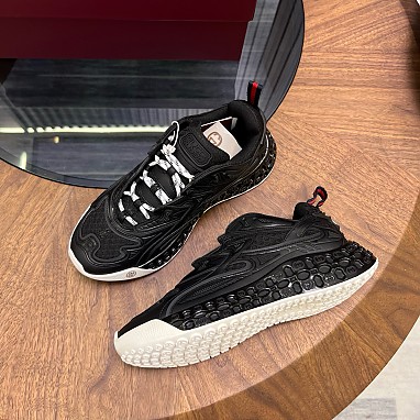 [GUCCI] 구찌 CUB3D 스니커즈 남성용