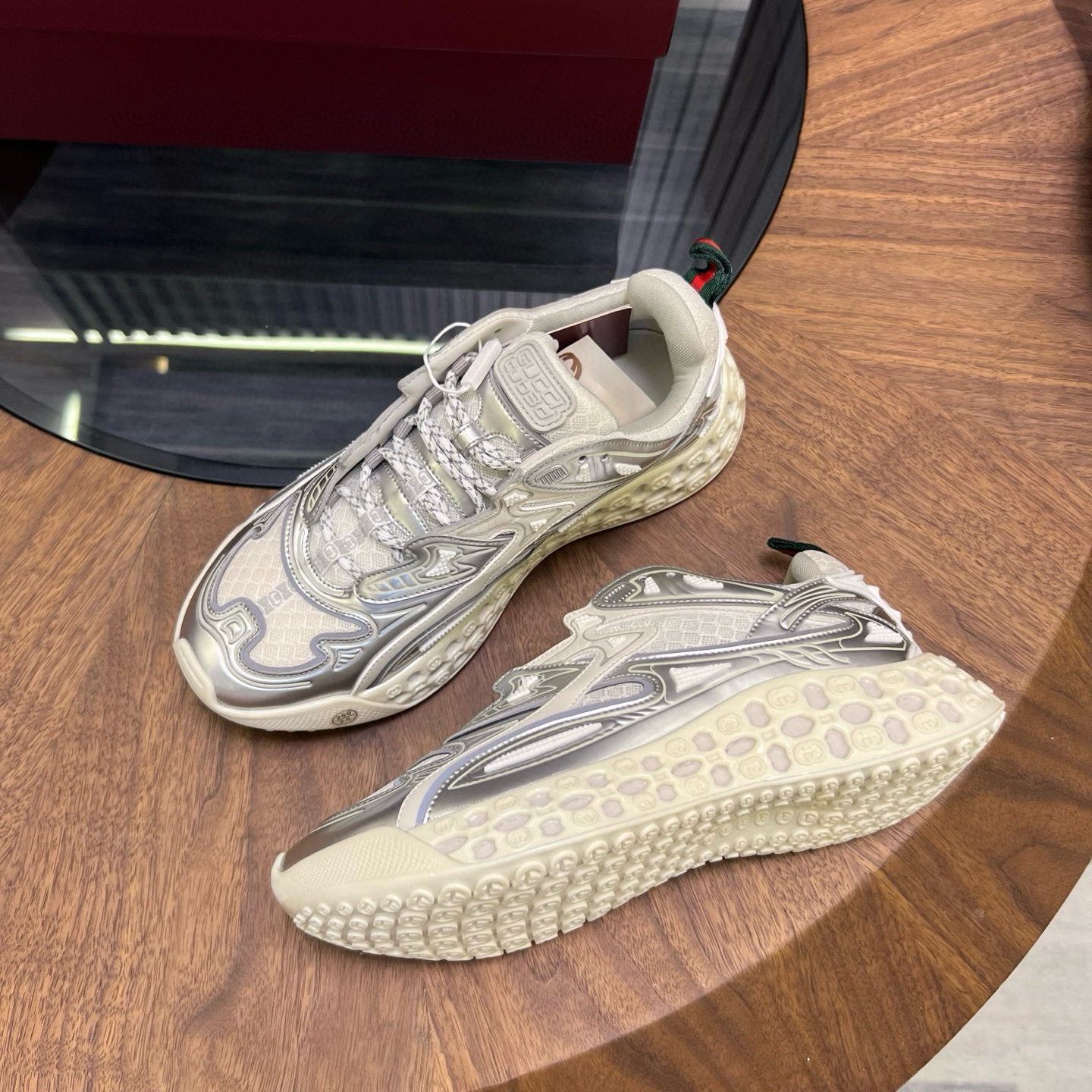 [GUCCI] 구찌 CUB3D 스니커즈 남성용