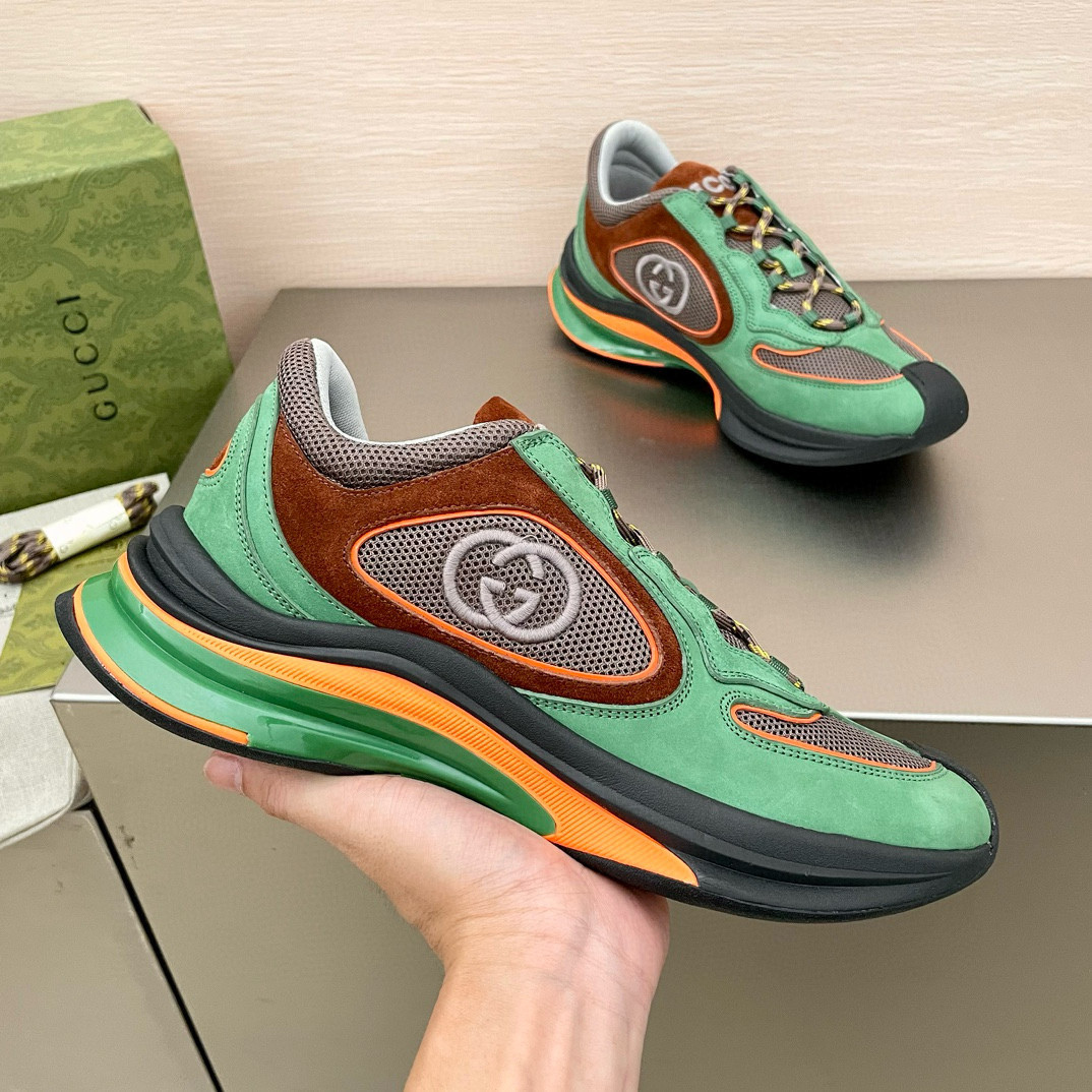 [GUCCI] 구찌 런 레더 스니커즈 남녀공용