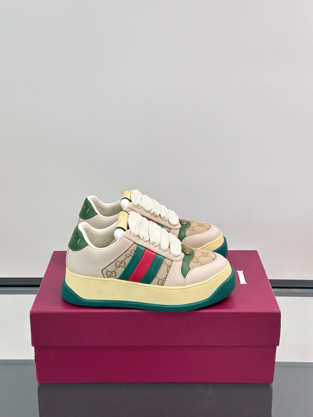 [GUCCI] 구찌 더블 스크리너 스니커즈 남녀공용