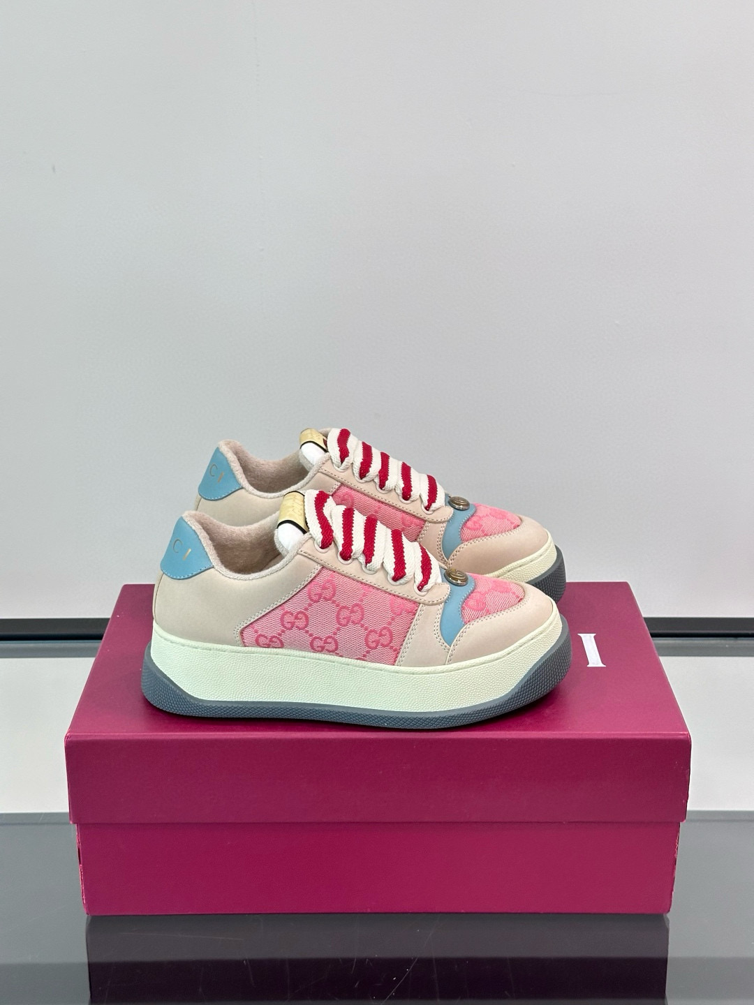 [GUCCI] 구찌 더블 스크리너 스니커즈 남녀공용