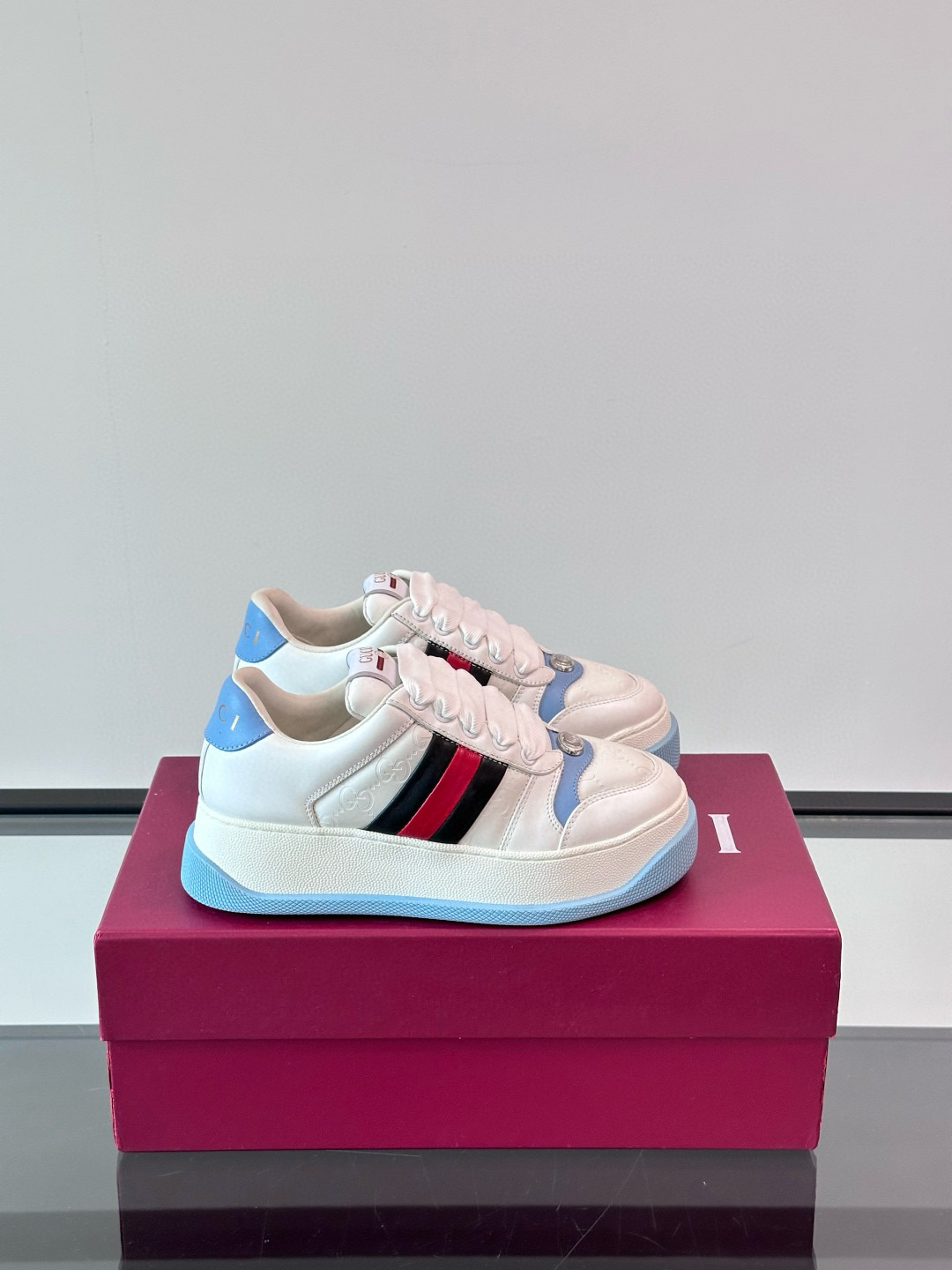 [GUCCI] 구찌 더블 스크리너 스니커즈 남녀공용