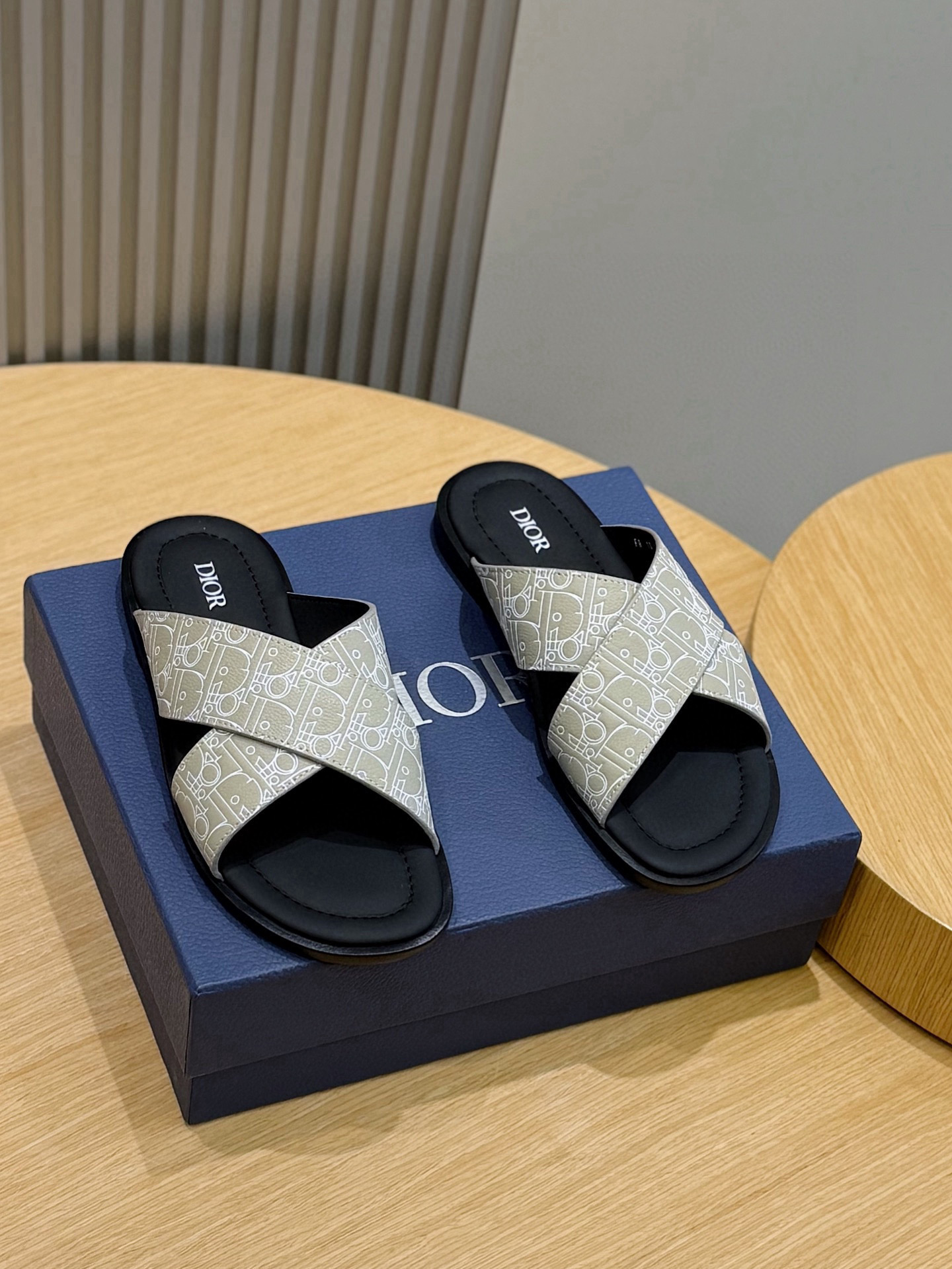 [DIOR] 디올 알리아스 샌들 슬리퍼 남성용