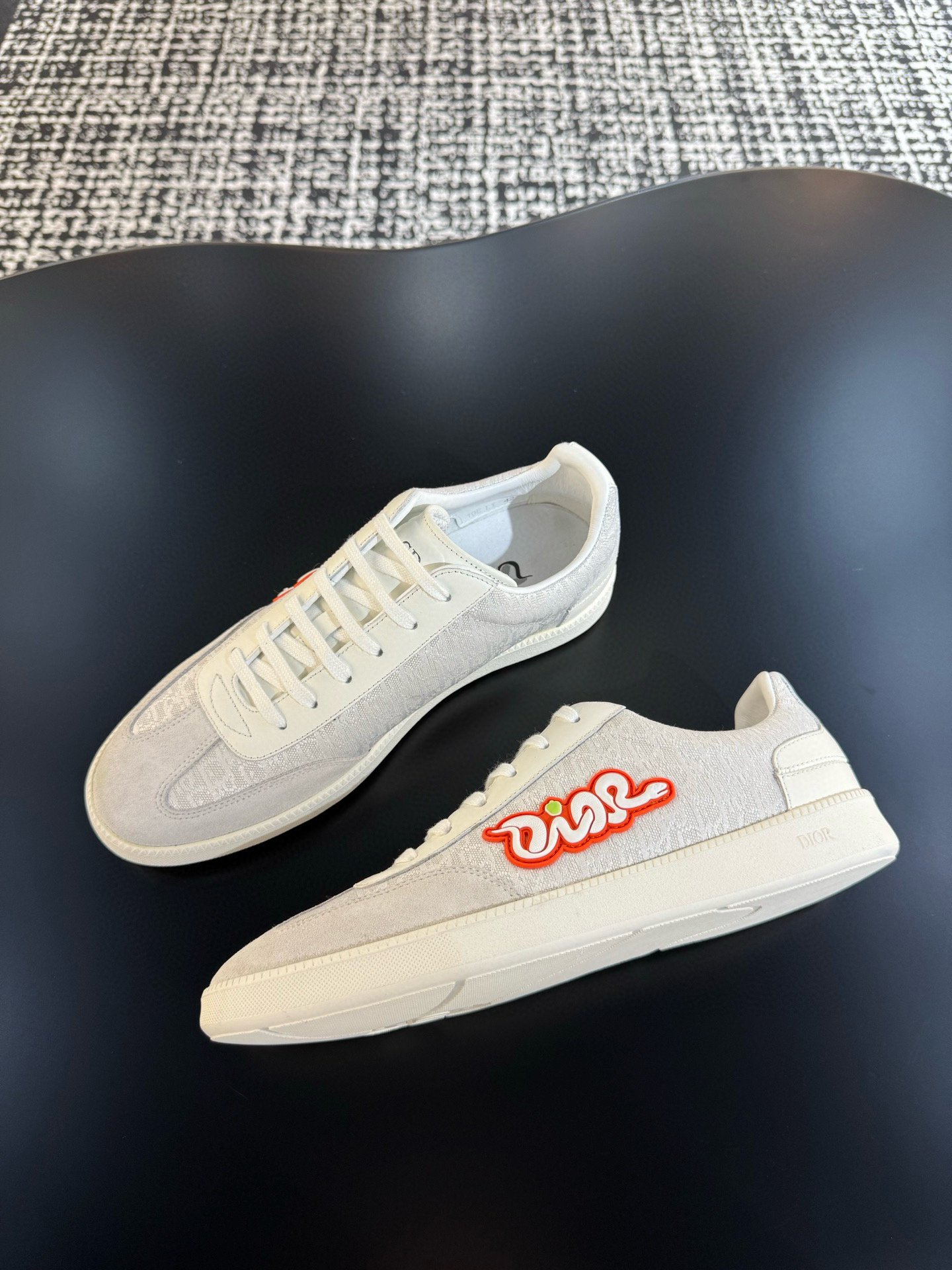 [DIOR] 디올 X 다니엘 아샴 B01 스니커즈 남성용