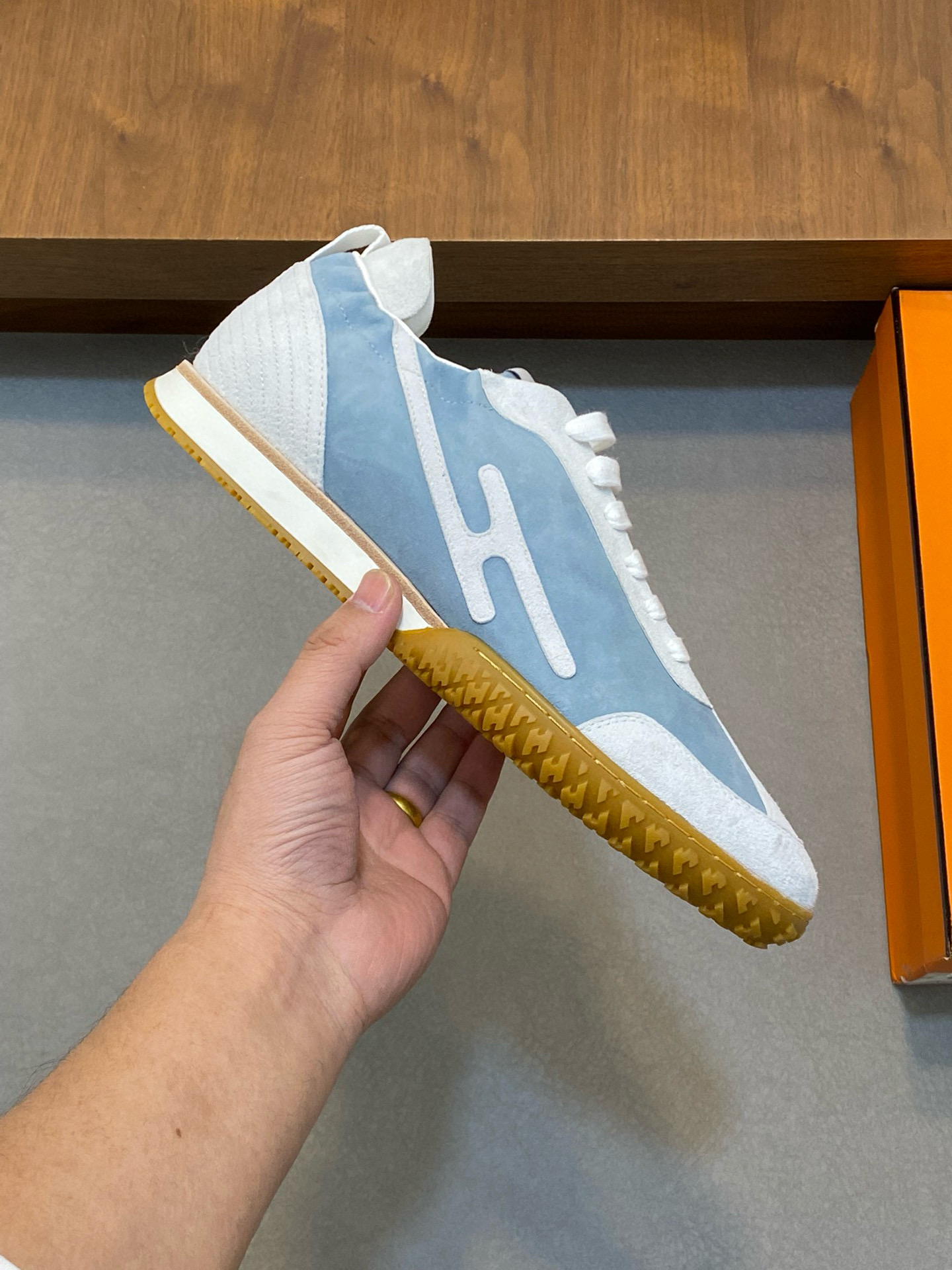 [HERMES] 에르메스 제트 JET 스니커즈 남성용