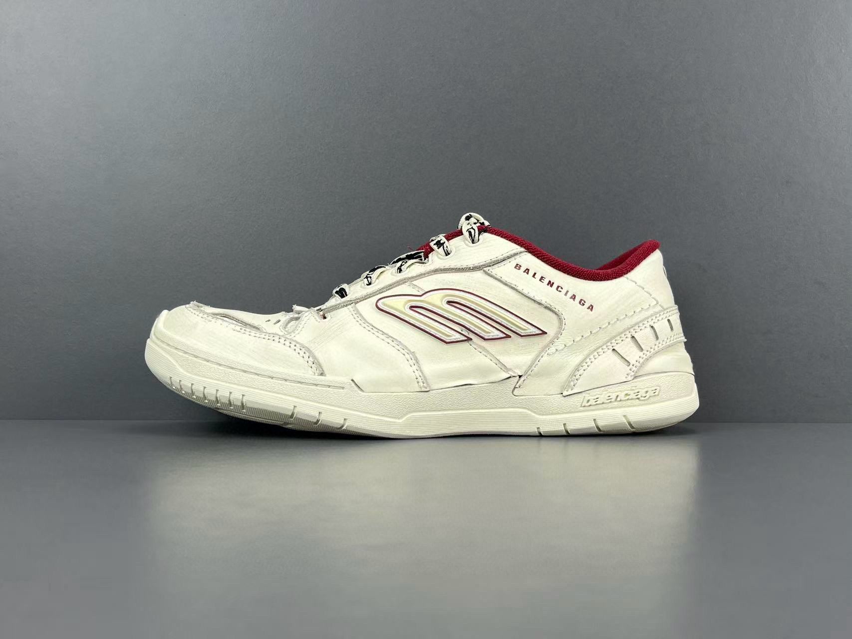 [BALENCIAGA] 발렌시아가 햄튼스 원 아웃 스니커즈 오프화이트 레드 남녀공용 (PKgod버전)