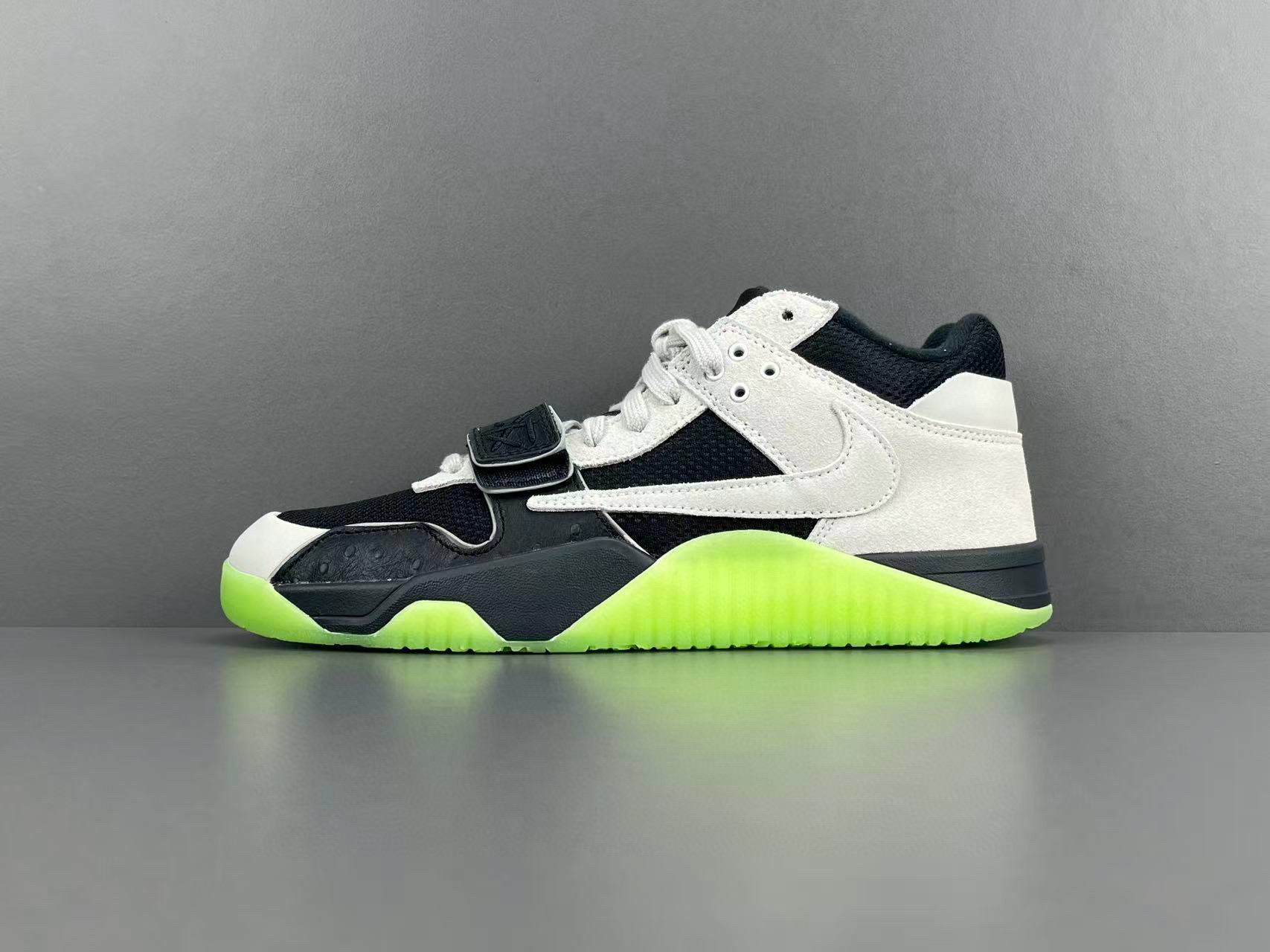 [JORDAN] 체이스 비 x 트래비스 스캇 x 조던 점프맨 잭 블랙 IH7971-001 남녀공용 (PK공장)