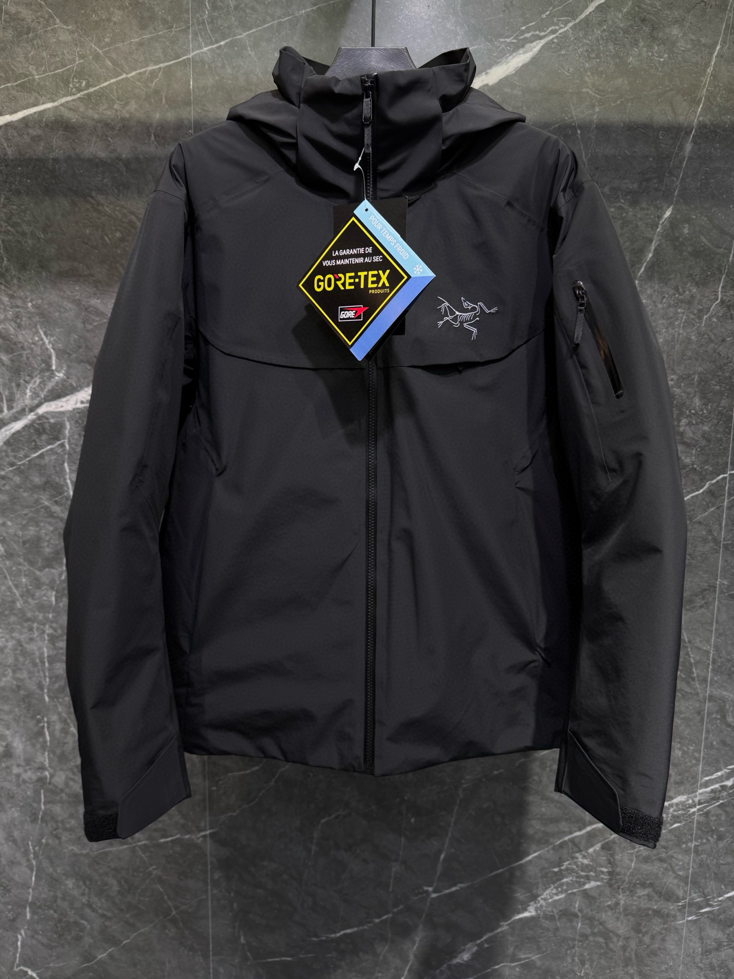 [ARCTERY] 아크테릭스 마카이 MACAI 재킷 고어텍스 구스다운 패딩 블랙 남성용