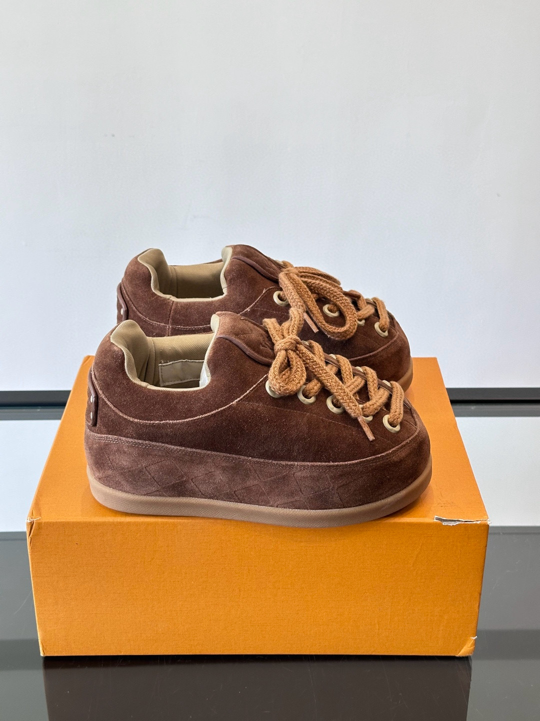 [LOUIS VUITTON] 루이비통 x 니고 LV 예티 레이스 업 슈즈 남녀공용