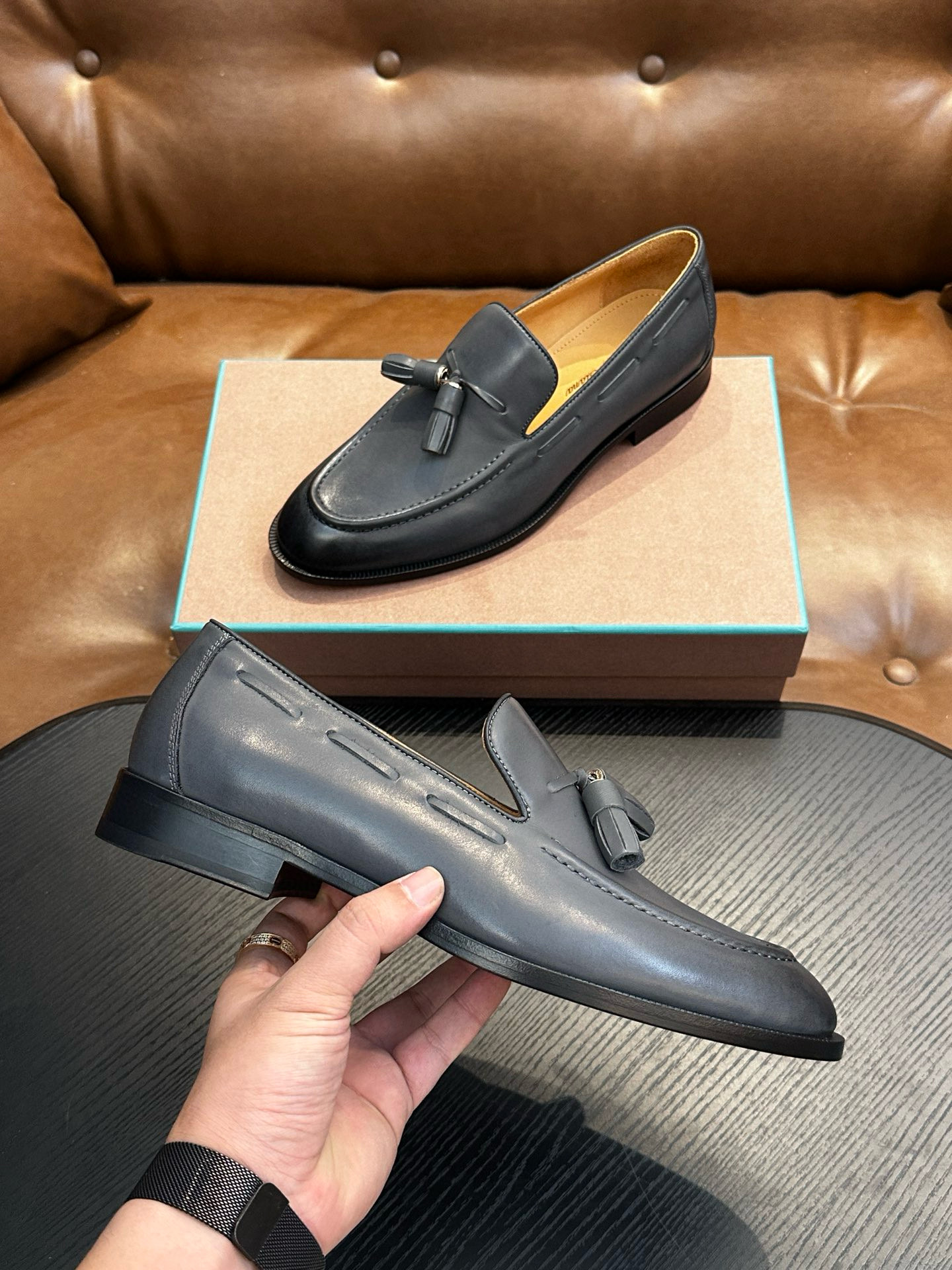 [Loro Piana] 로로피아나 레더 로퍼 남성용