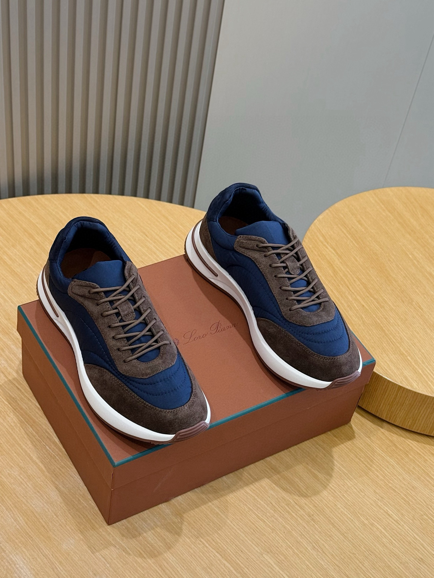 [Loro Piana] 로로피아나 위크앤드 워크 스니커즈 남성용