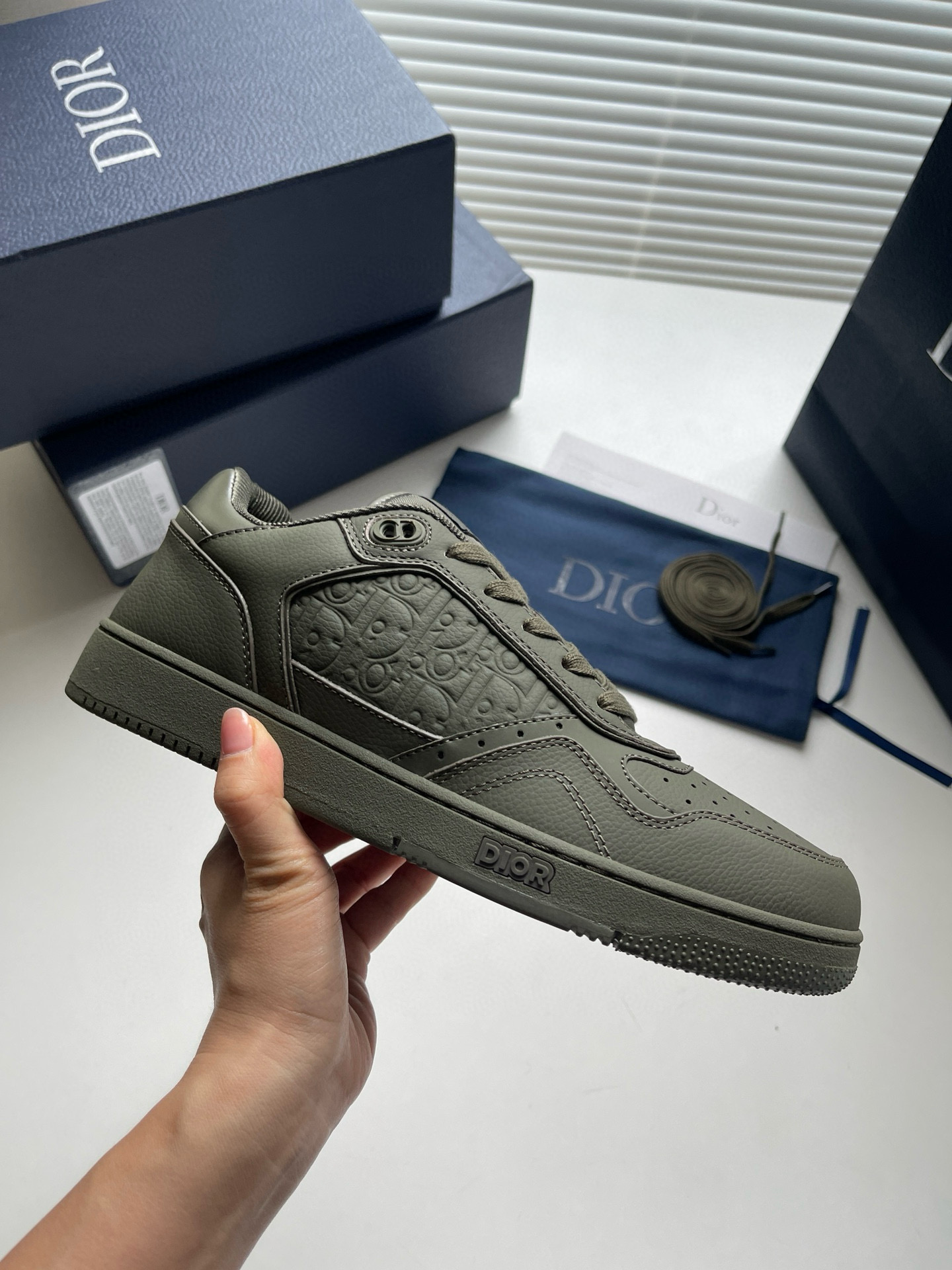 [DIOR] 디올 B27 오블리크 로우 스니커즈 남성용