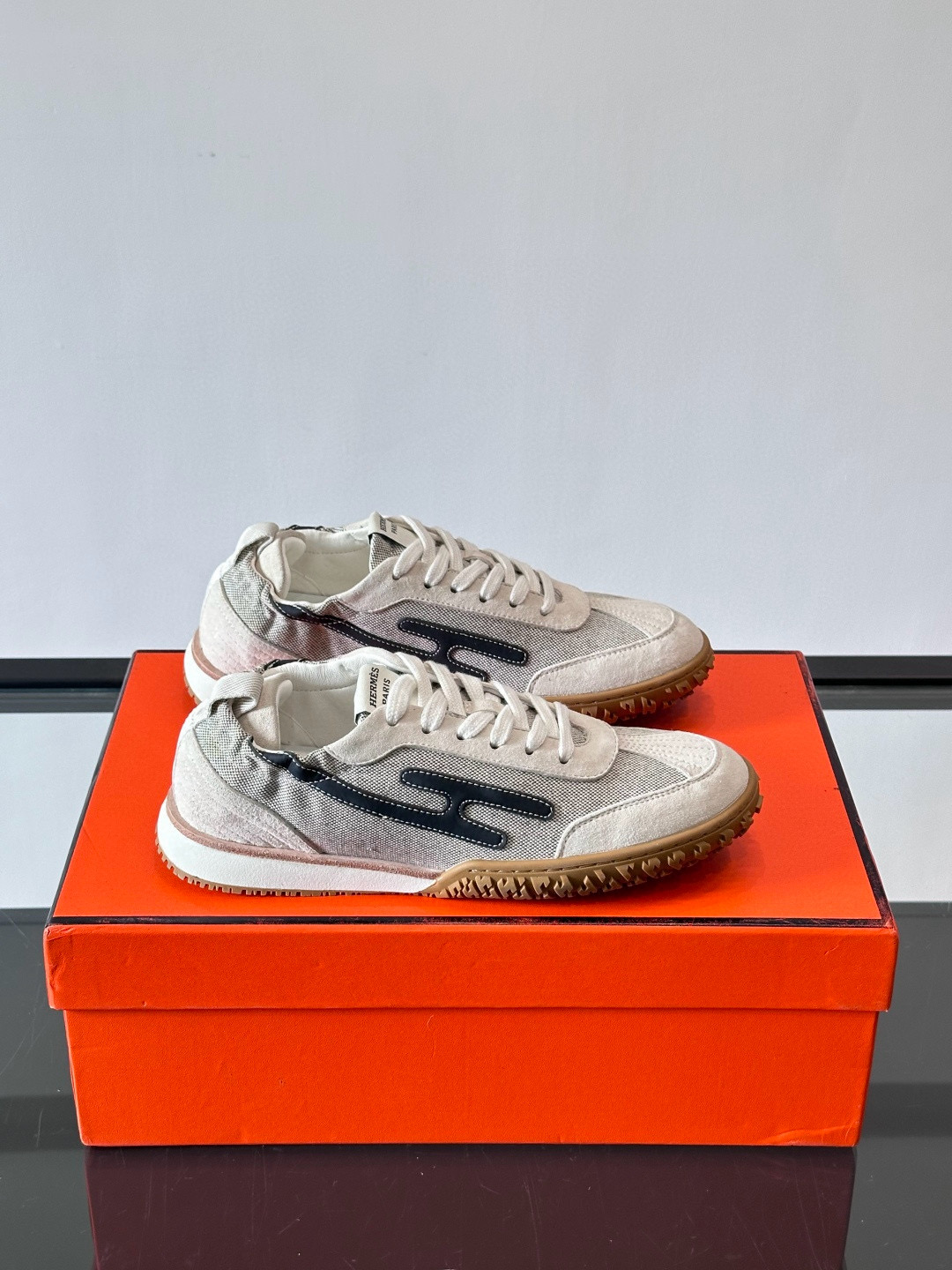 [HERMES] 에르메스 제트 JET 스니커즈 남녀공용