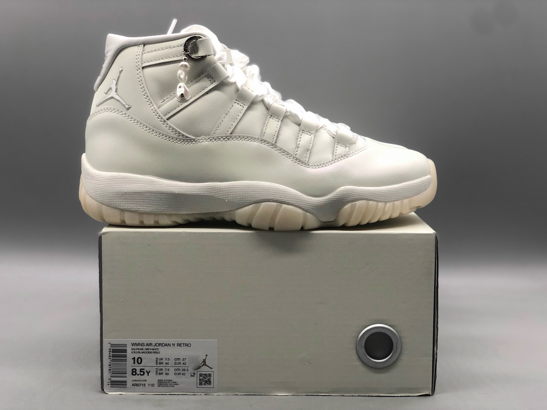 [AIR JORDAN] 에어조던11 레트로 펄 AR0715-110 남성용