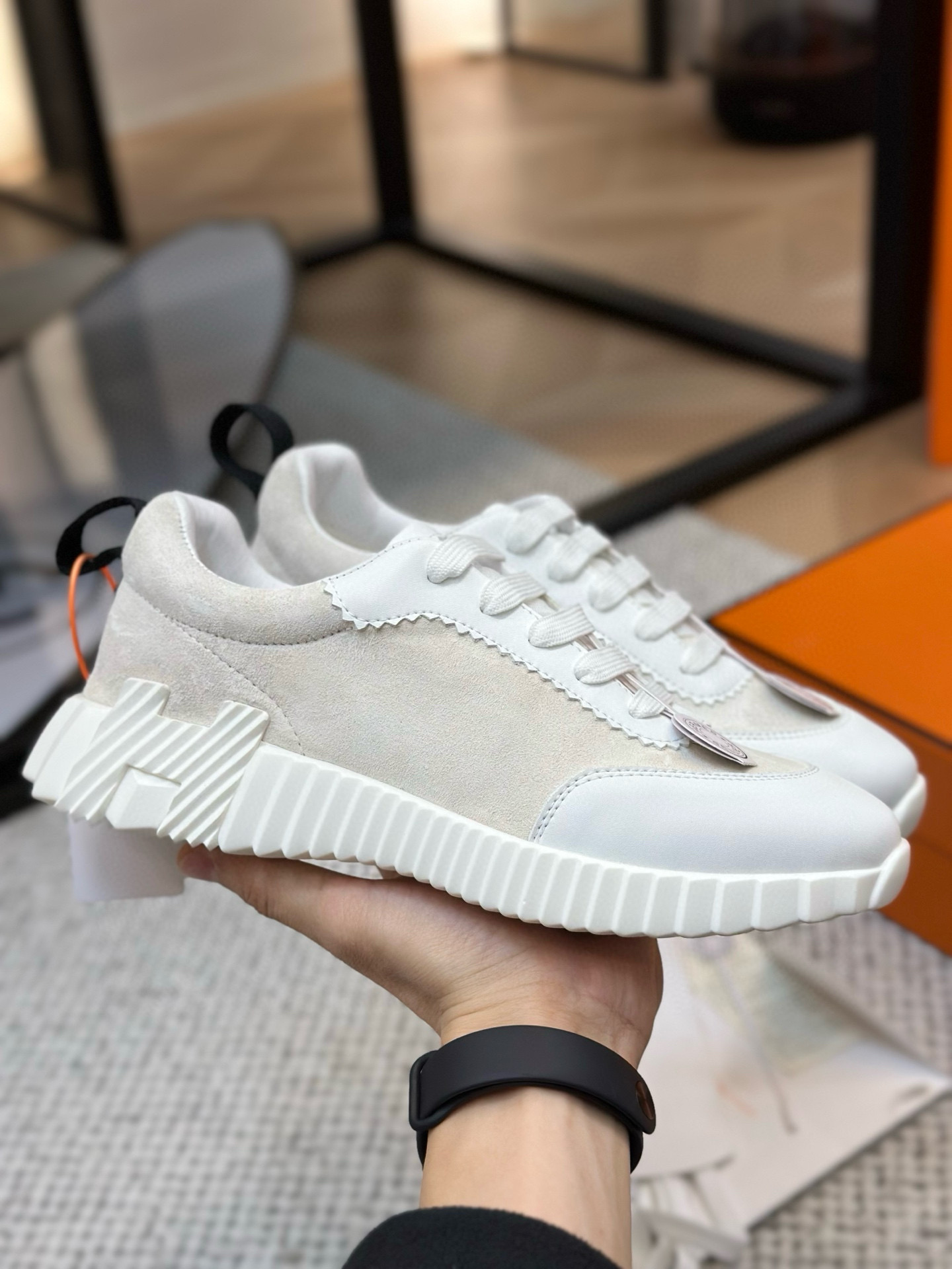 [HERMES] 에르메스 바운싱 스니커즈 남녀공용