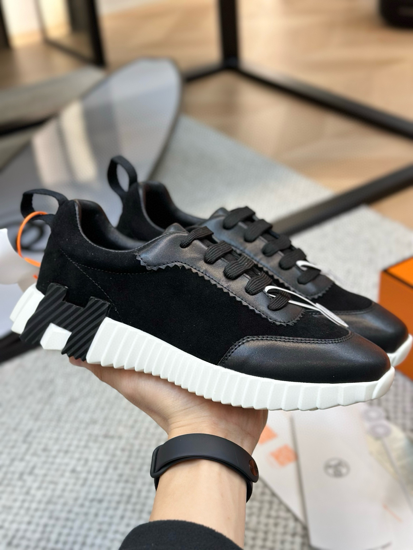 [HERMES] 에르메스 바운싱 스니커즈 남녀공용