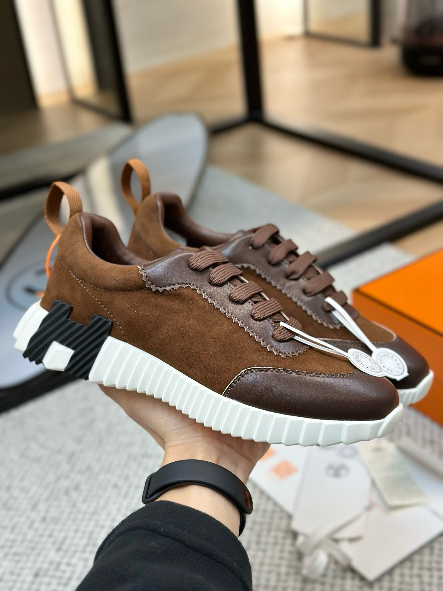 [HERMES] 에르메스 바운싱 스니커즈 남녀공용