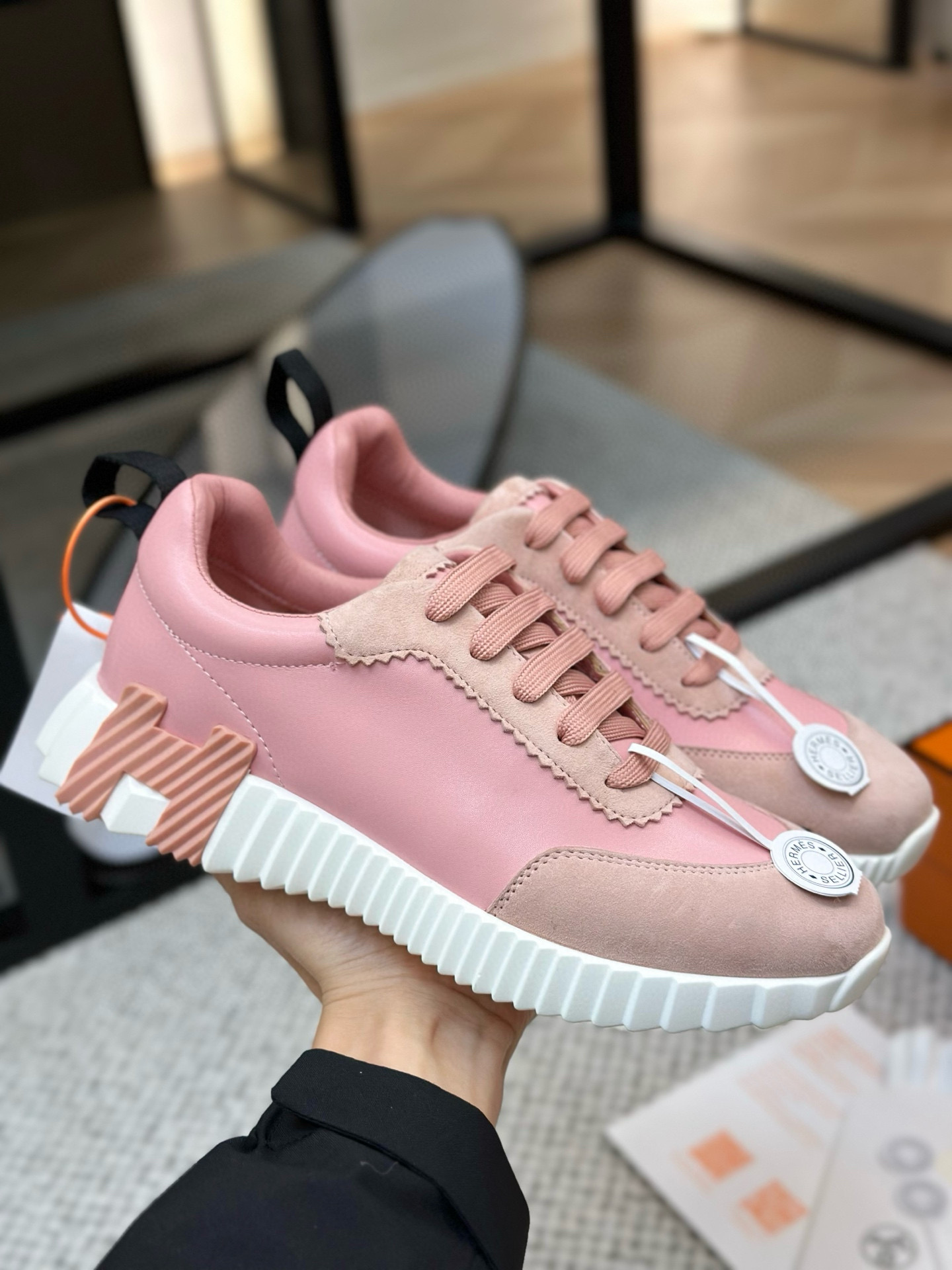 [HERMES] 에르메스 바운싱 스니커즈 남녀공용