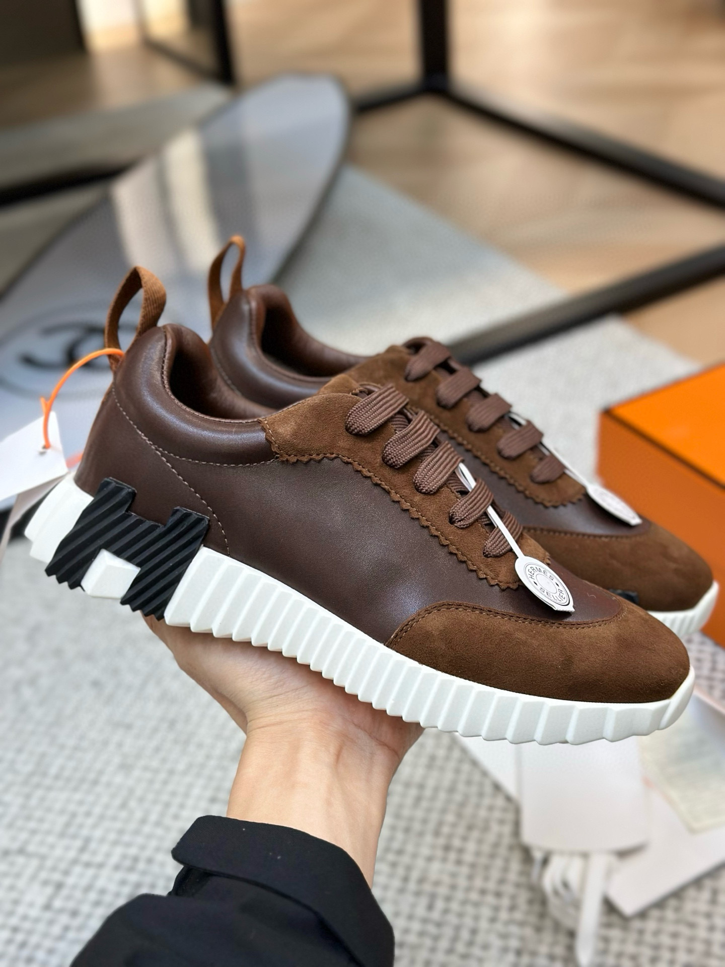 [HERMES] 에르메스 바운싱 스니커즈 남녀공용