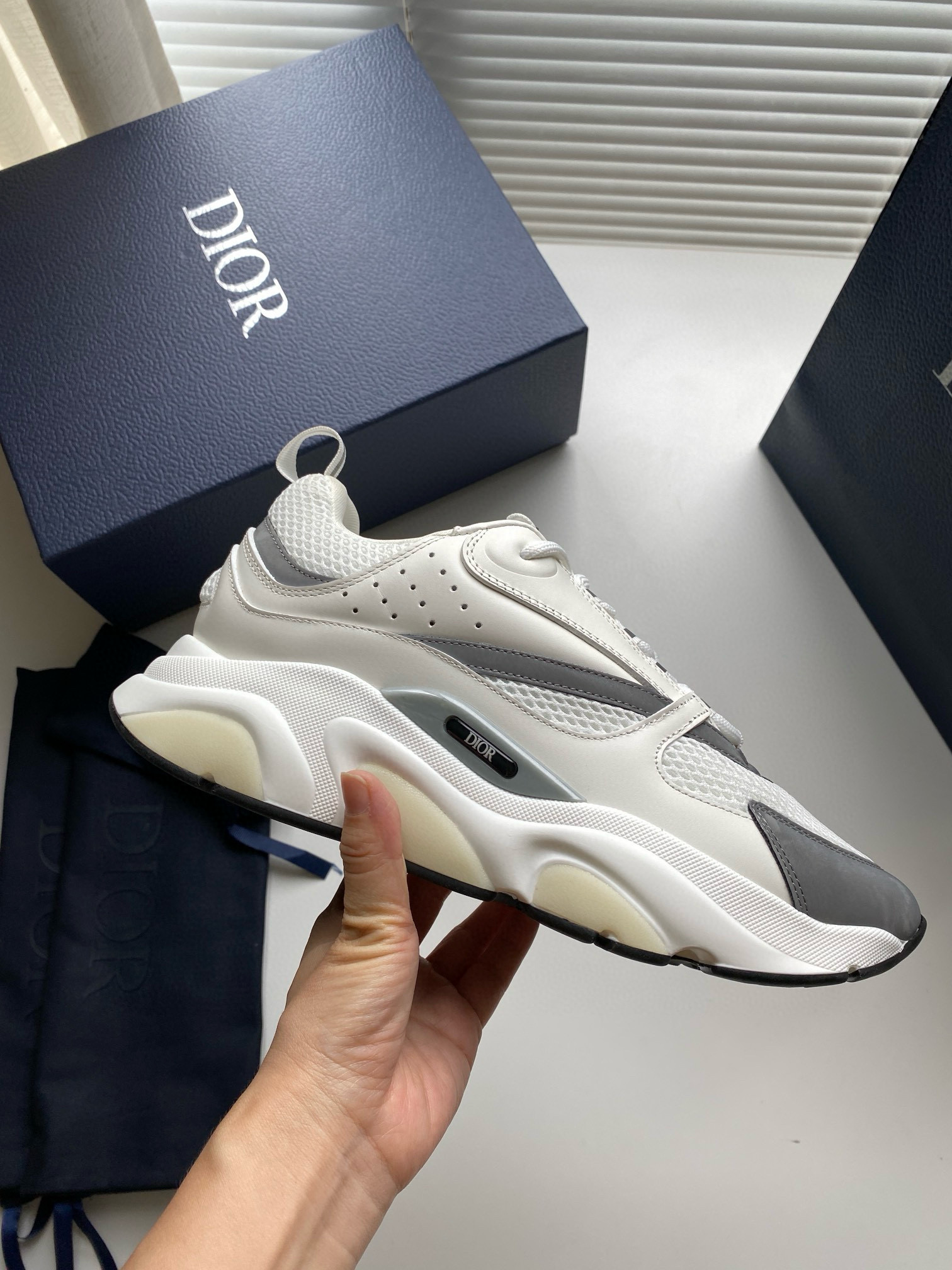 [DIOR] 디올 B22 스니커즈 남성용