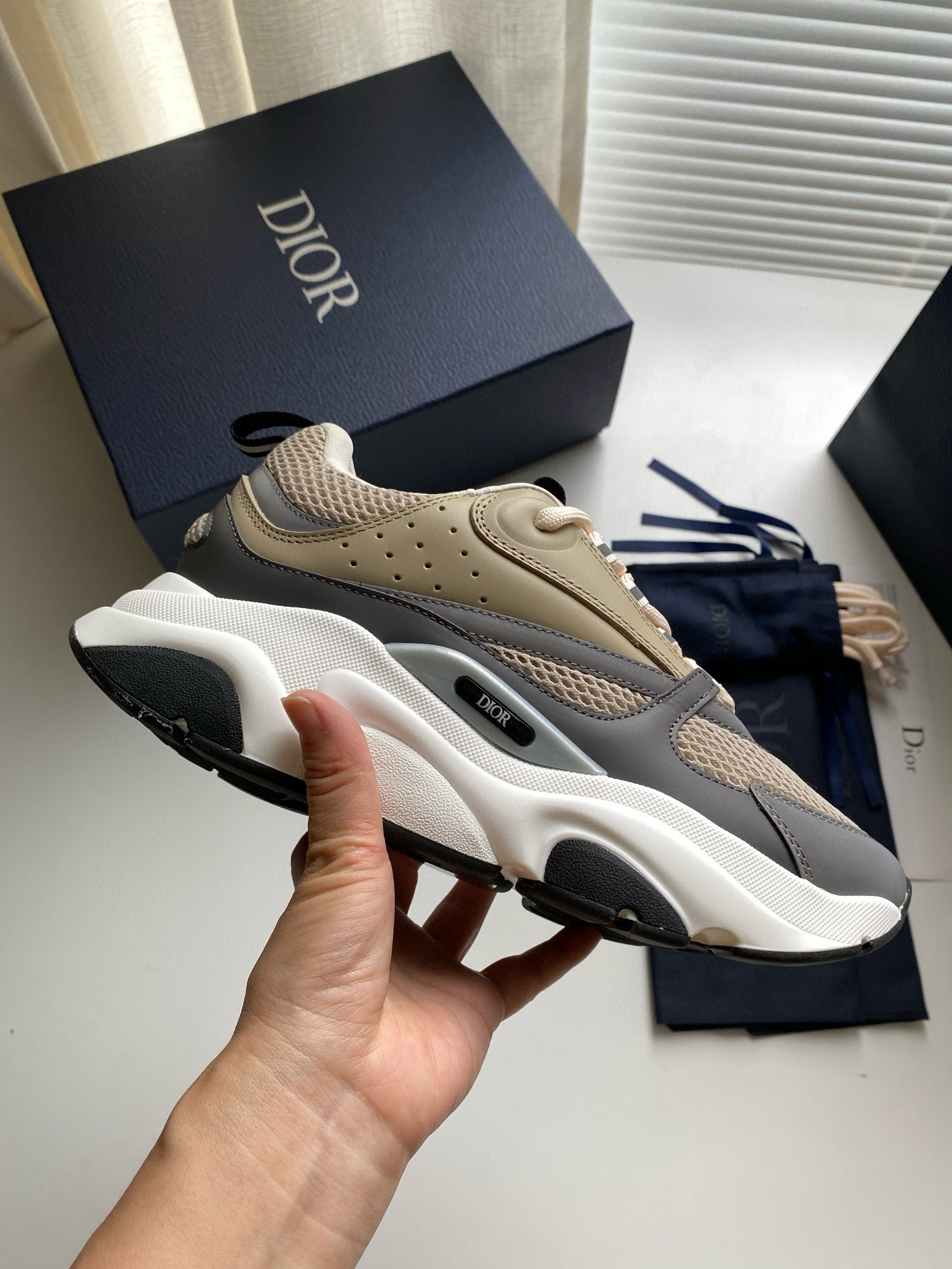 [DIOR] 디올 B22 스니커즈 남성용