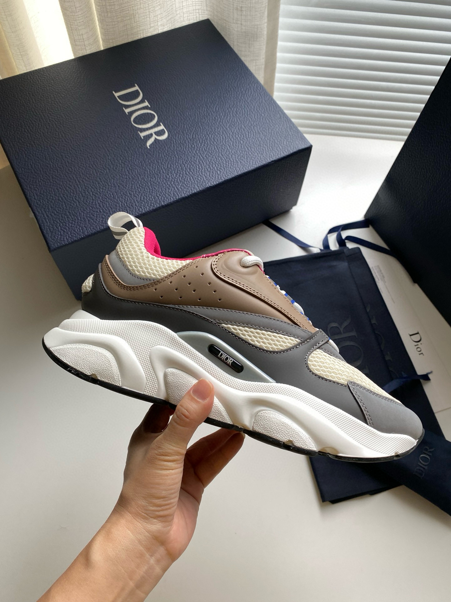 [DIOR] 디올 B22 스니커즈 남성용