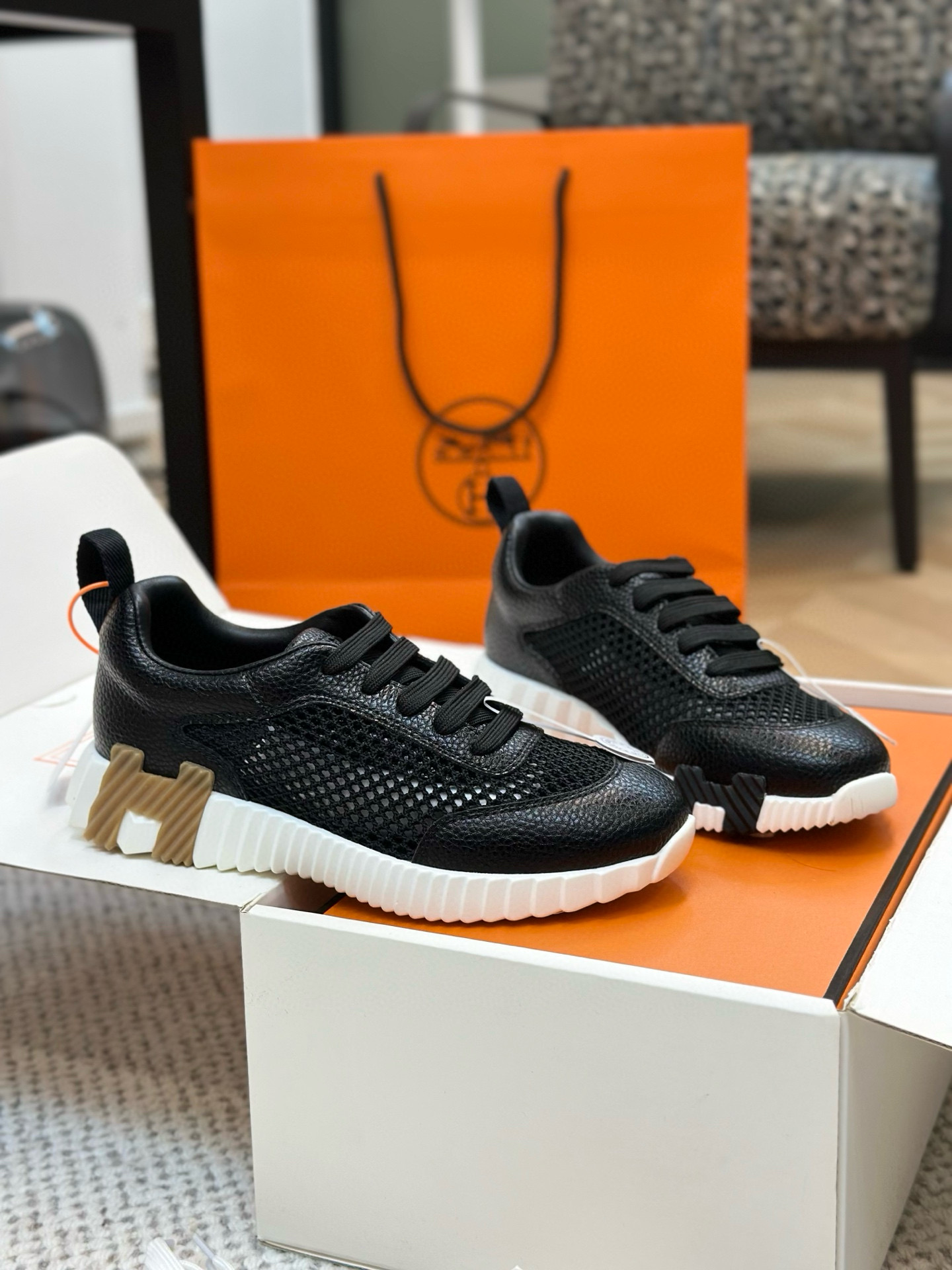 [HERMES] 에르메스 바운싱 스니커즈 남녀공용