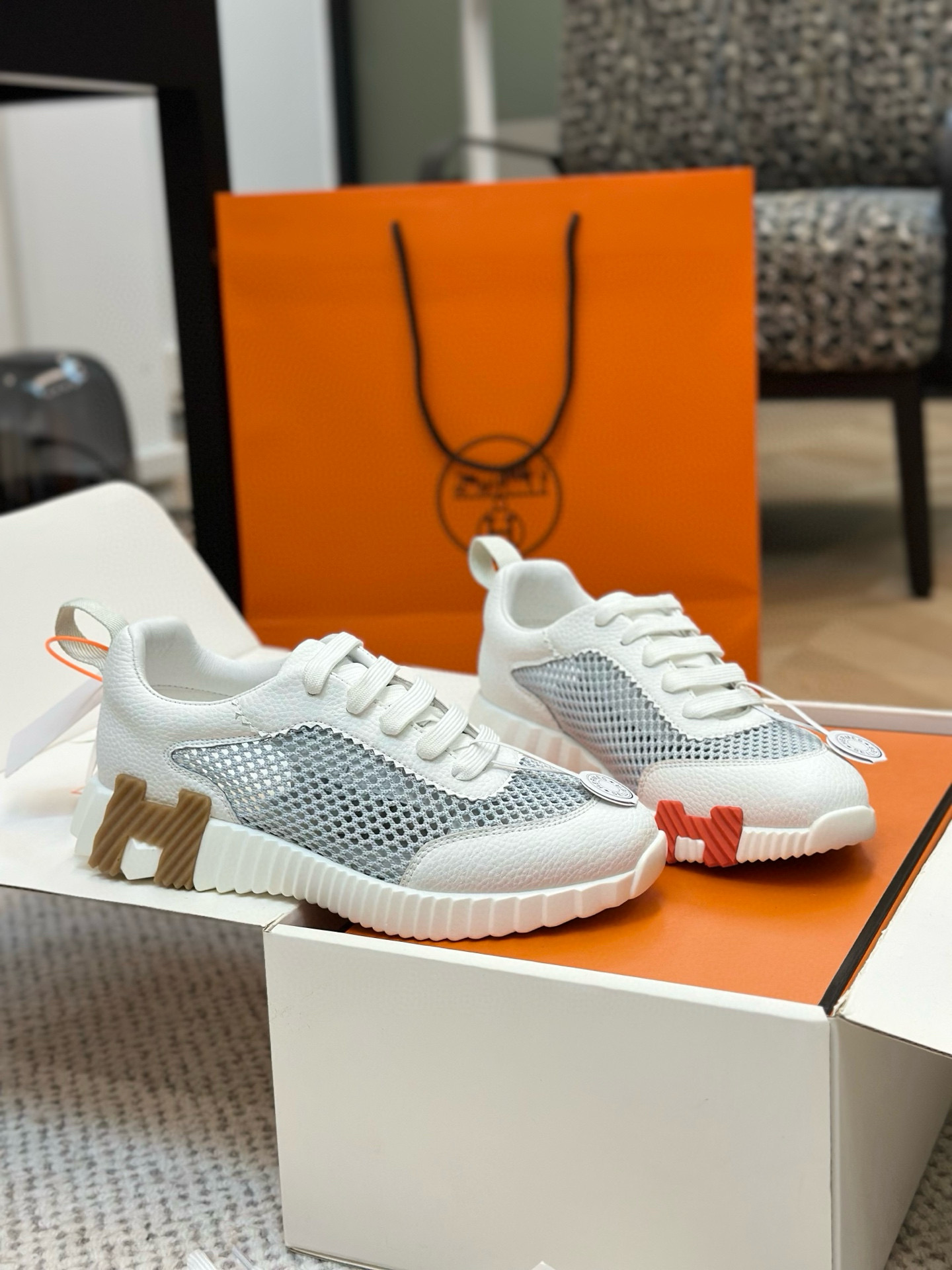 [HERMES] 에르메스 바운싱 스니커즈 남녀공용