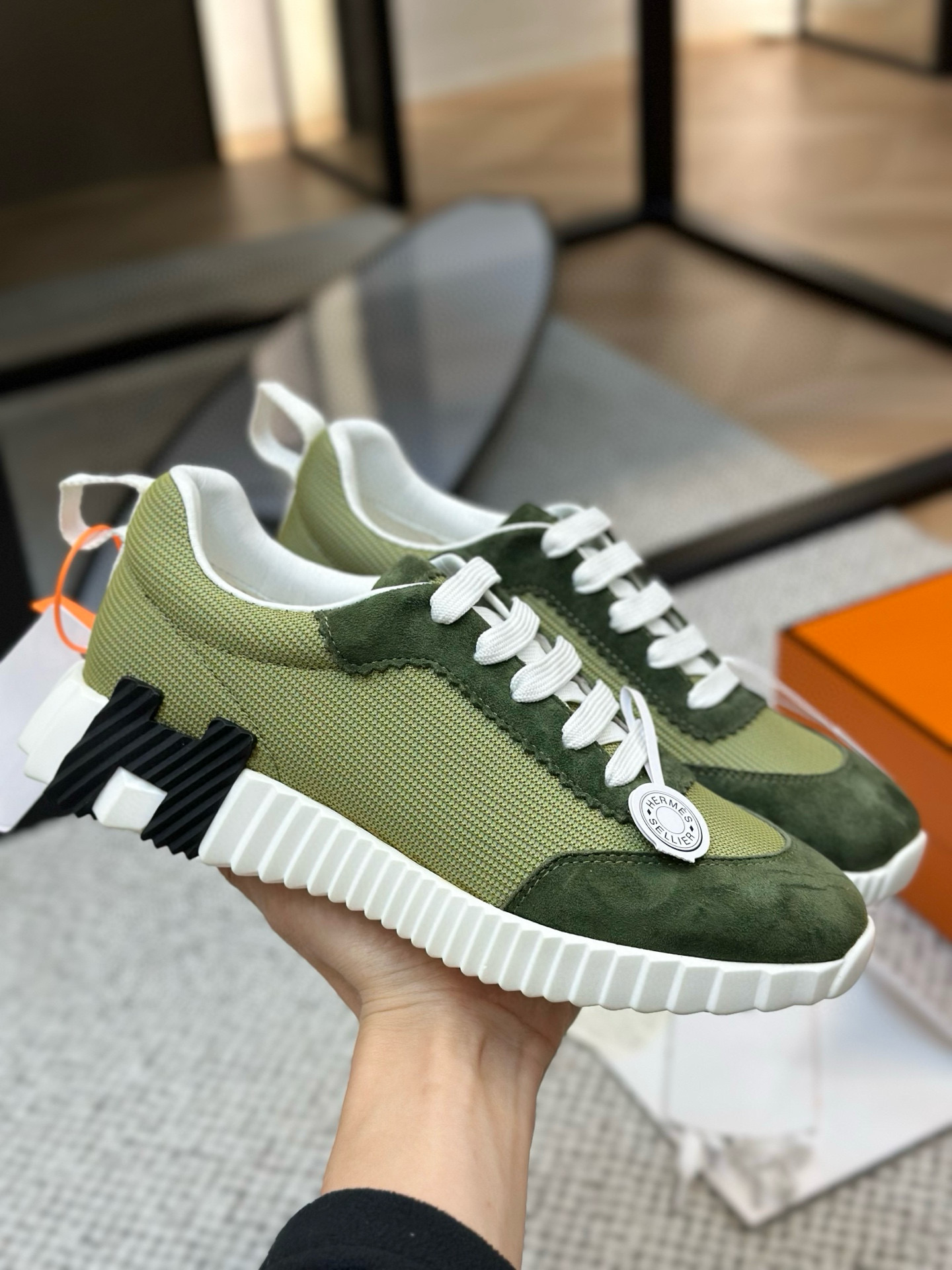 [HERMES] 에르메스 바운싱 스니커즈 남녀공용