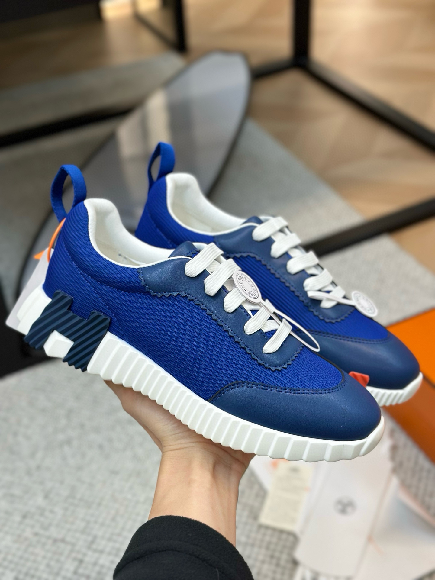 [HERMES] 에르메스 바운싱 스니커즈 남녀공용