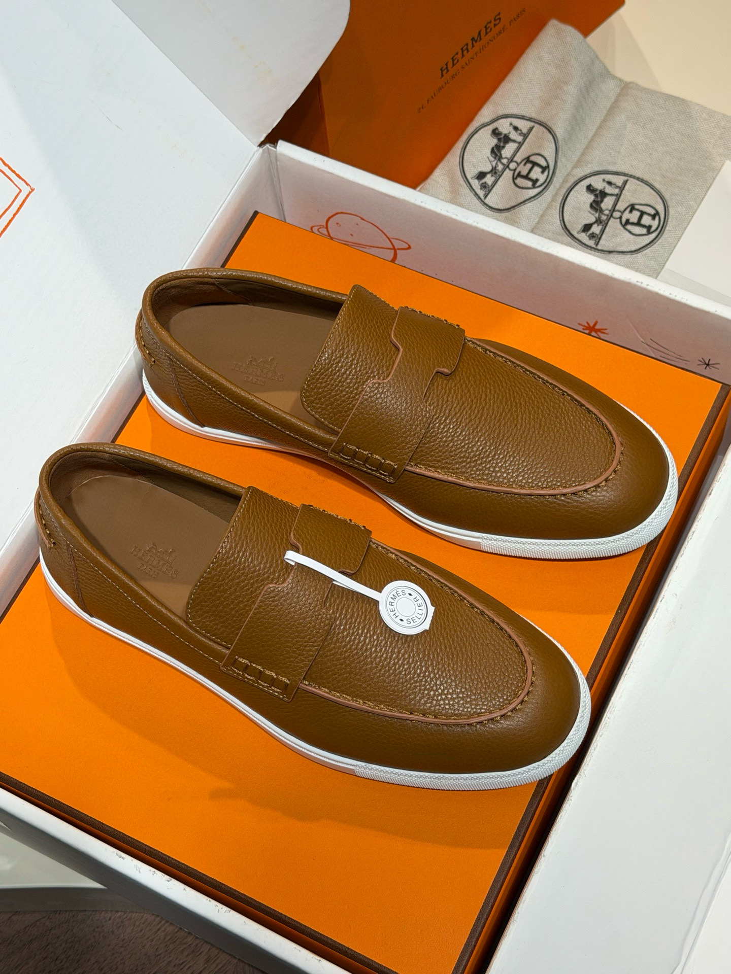 [HERMES] 에르메스 모카신 로퍼 남성용