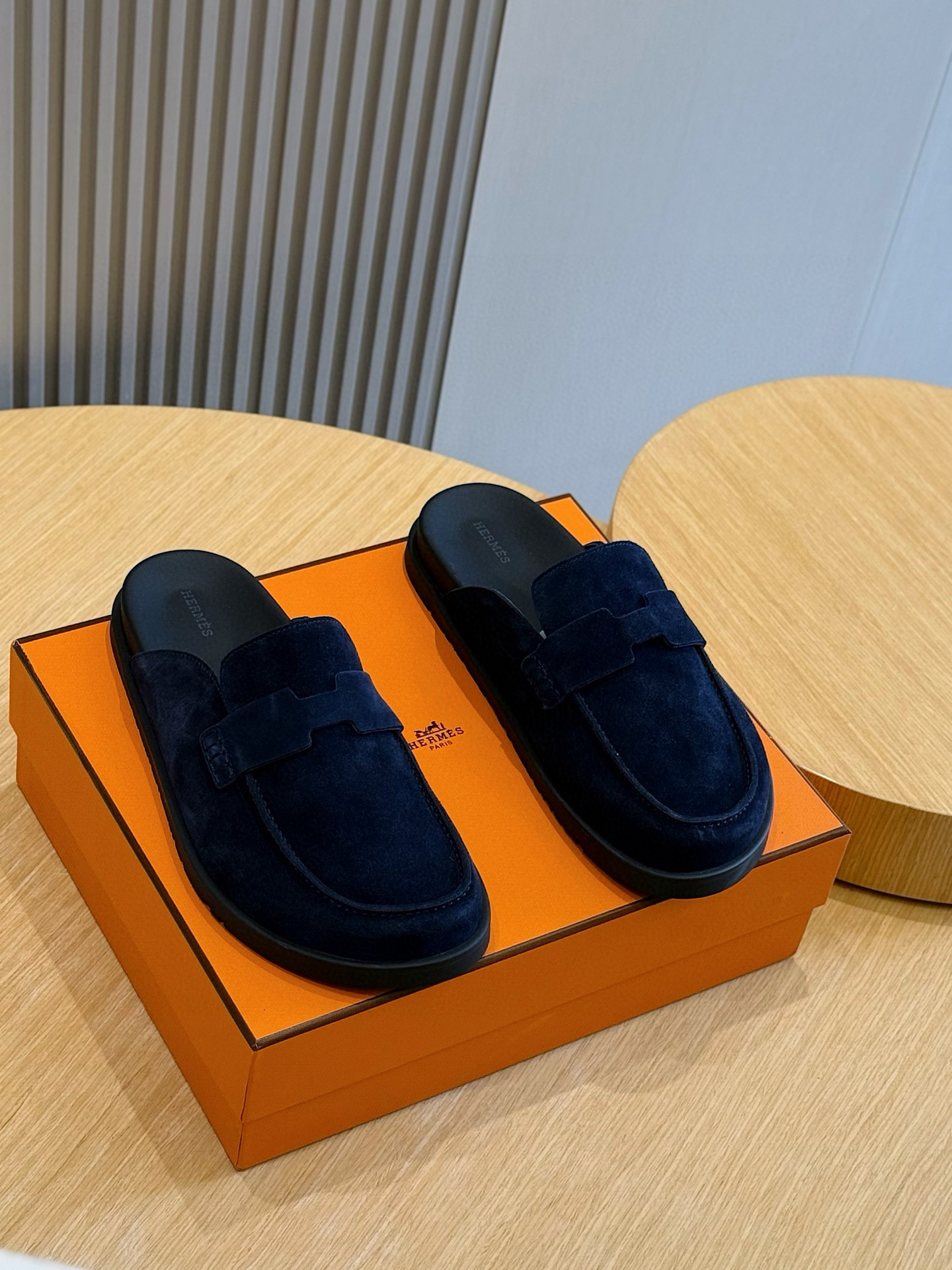 [HERMES] 에르메스 고 뮬 슬리퍼 남성용