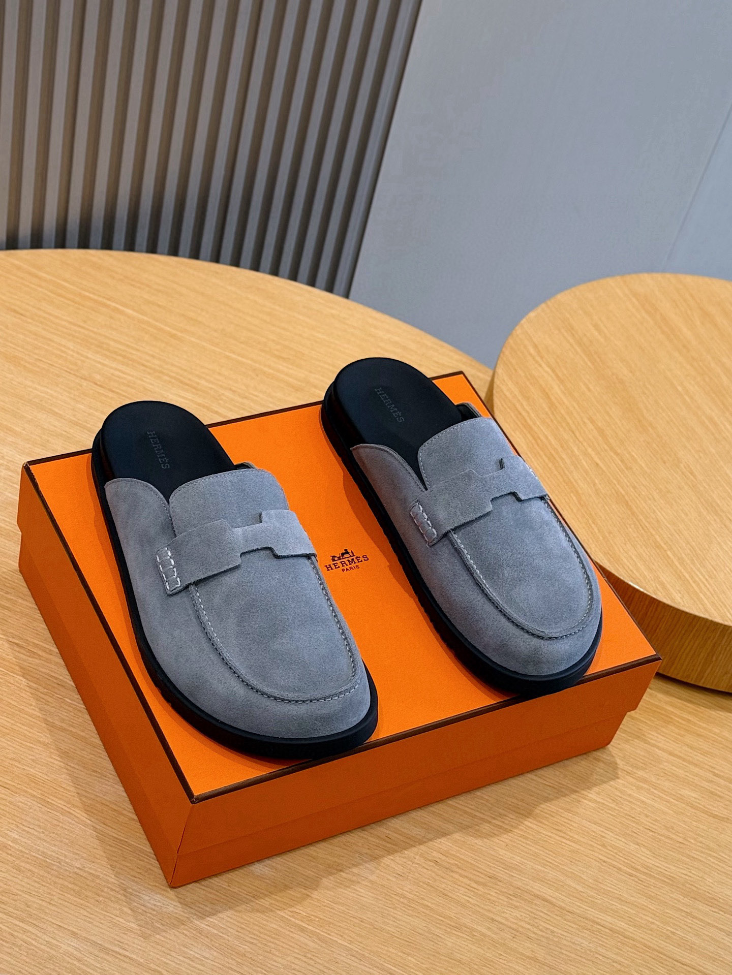 [HERMES] 에르메스 고 뮬 슬리퍼 남성용