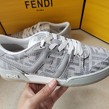 [FENDI] 펜디 매치 스니커즈 남녀공용