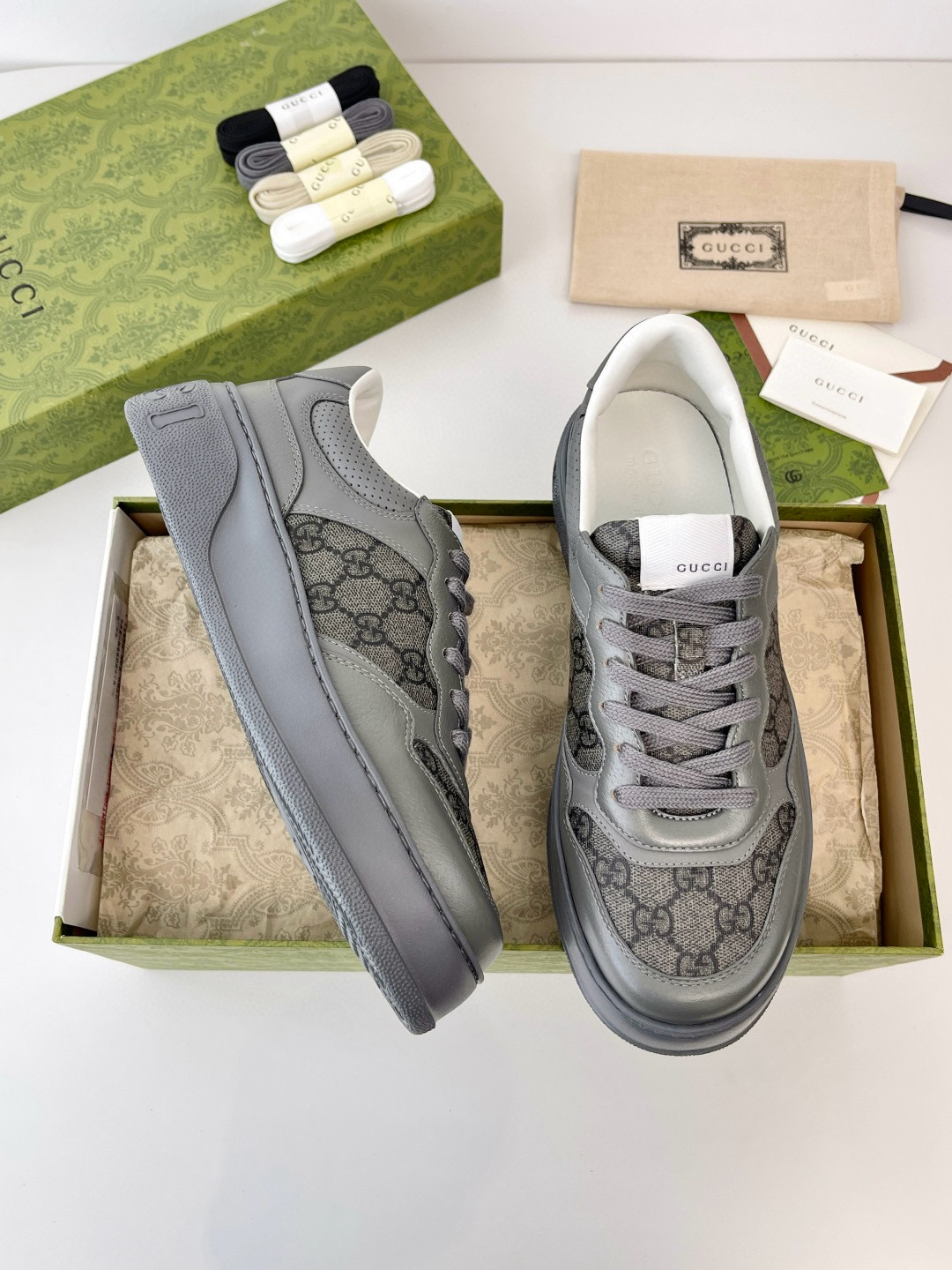 [GUCCI] 구찌 청키 웹 스니커즈 남성용