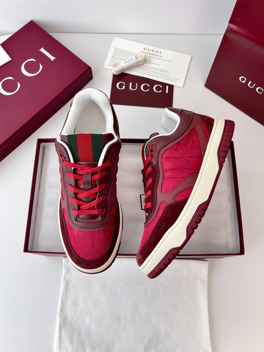[GUCCI] 구찌 리웹 스니커즈 남녀공용